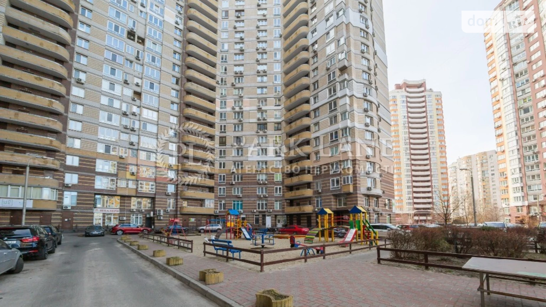 Продается 1-комнатная квартира 47 кв. м в Киеве, ул. Анны Ахматовой, 30 - фото 5