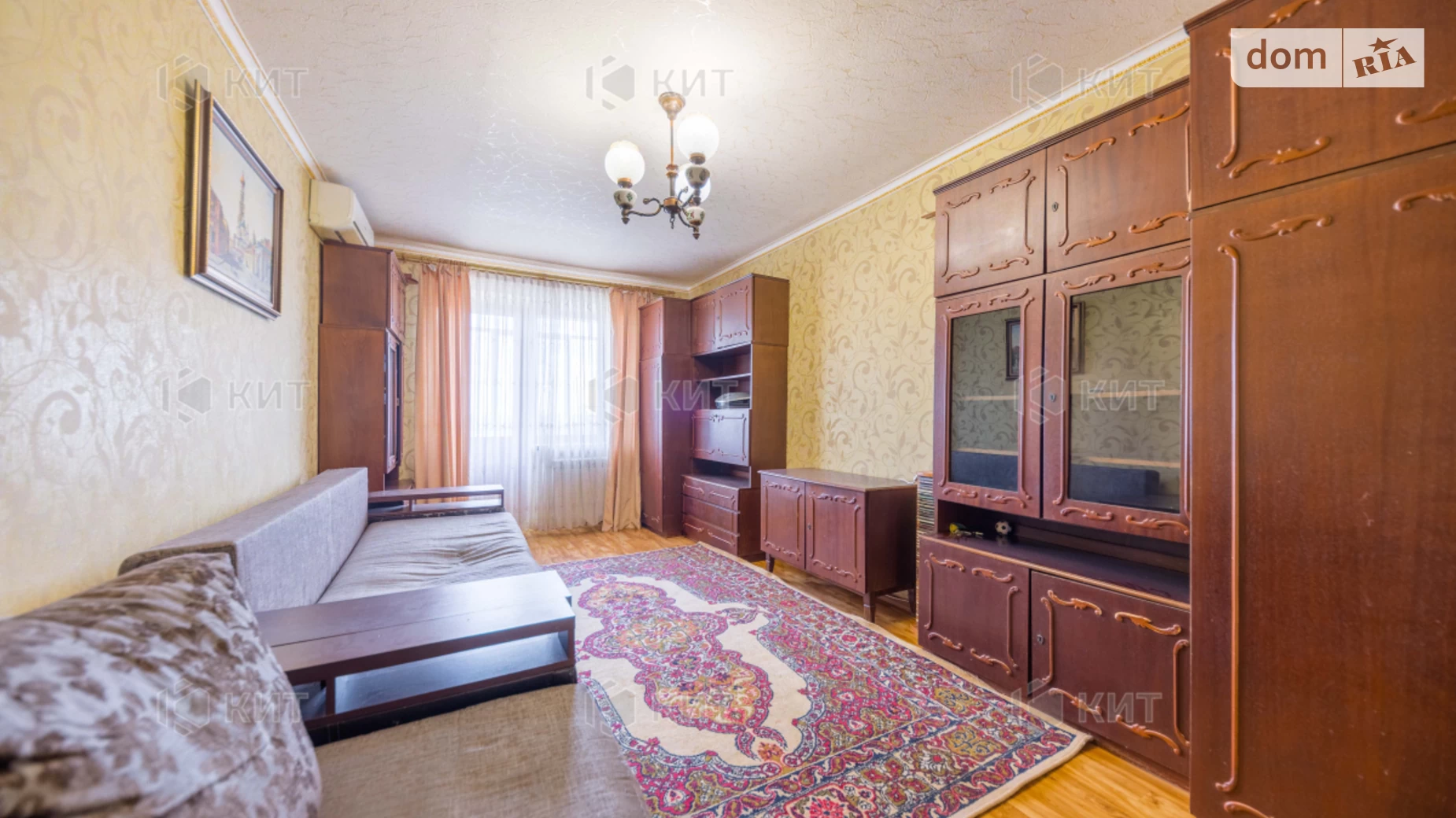 Продається 2-кімнатна квартира 43.7 кв. м у Харкові, вул. Полтавський Шлях, 155