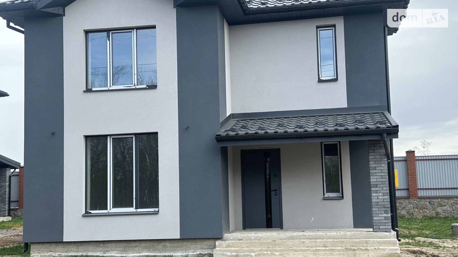 Продается дом на 2 этажа 148 кв. м с мансардой, цена: 150000 $ - фото 2