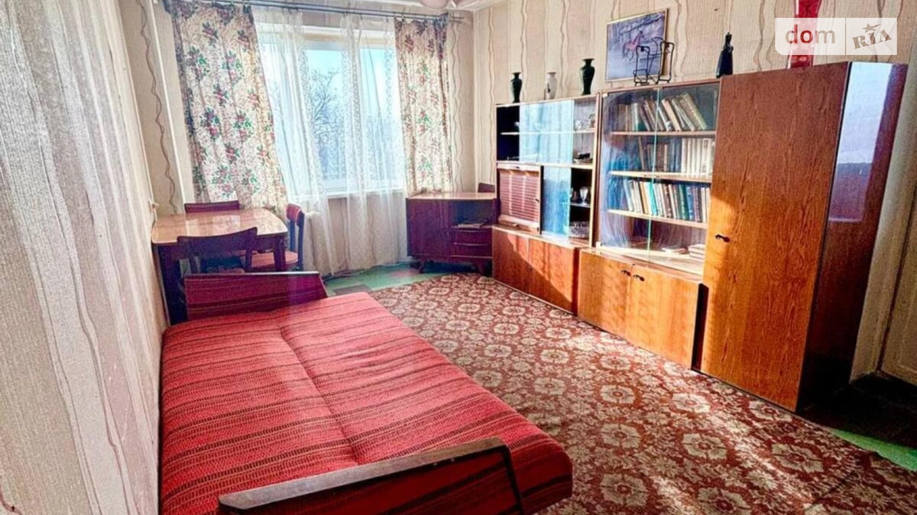 Продается 2-комнатная квартира 49.2 кв. м в Днепре, просп. Слобожанский