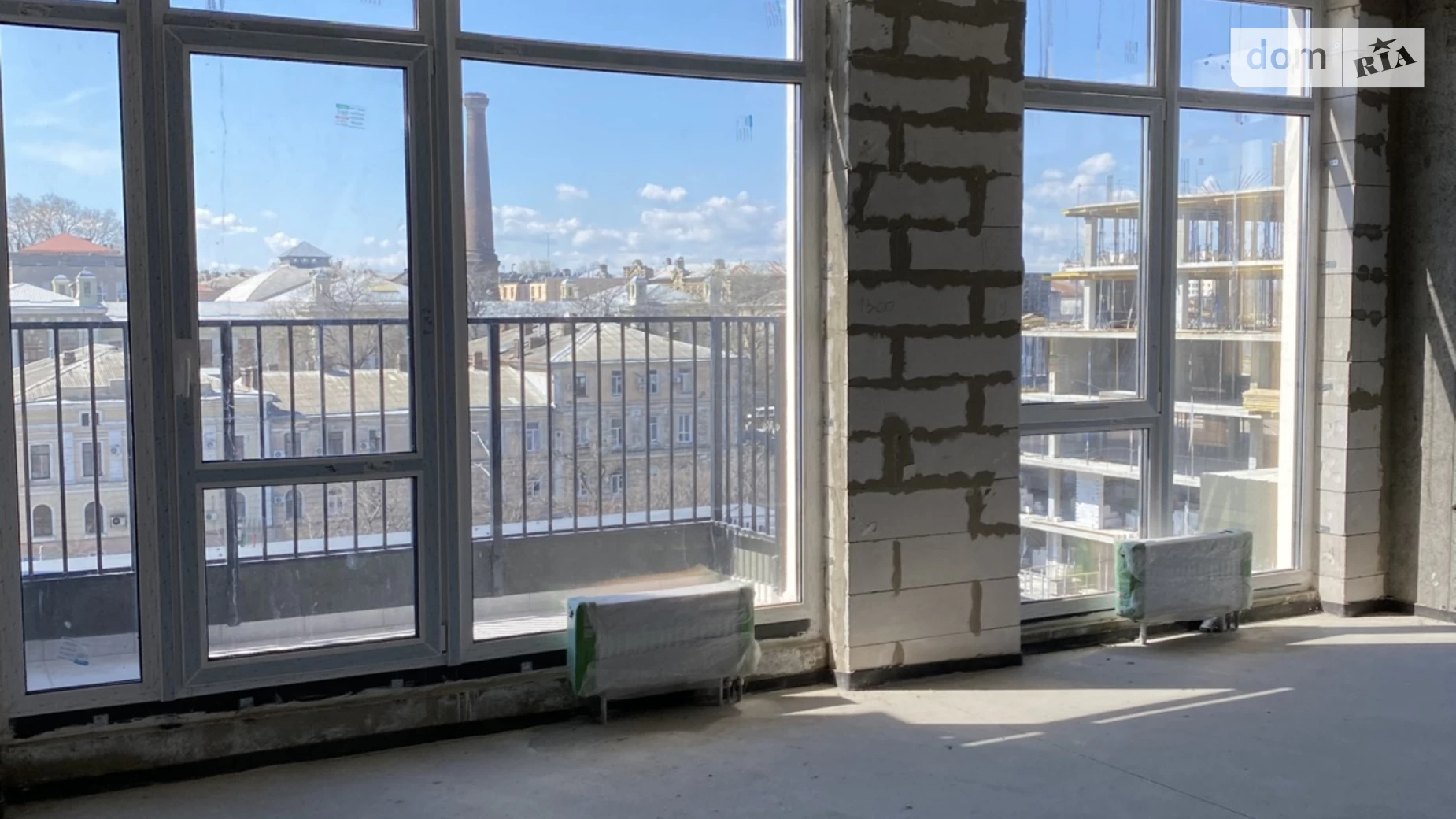 Продається 3-кімнатна квартира 127 кв. м у Одесі, вул. Приморська, 47 - фото 2