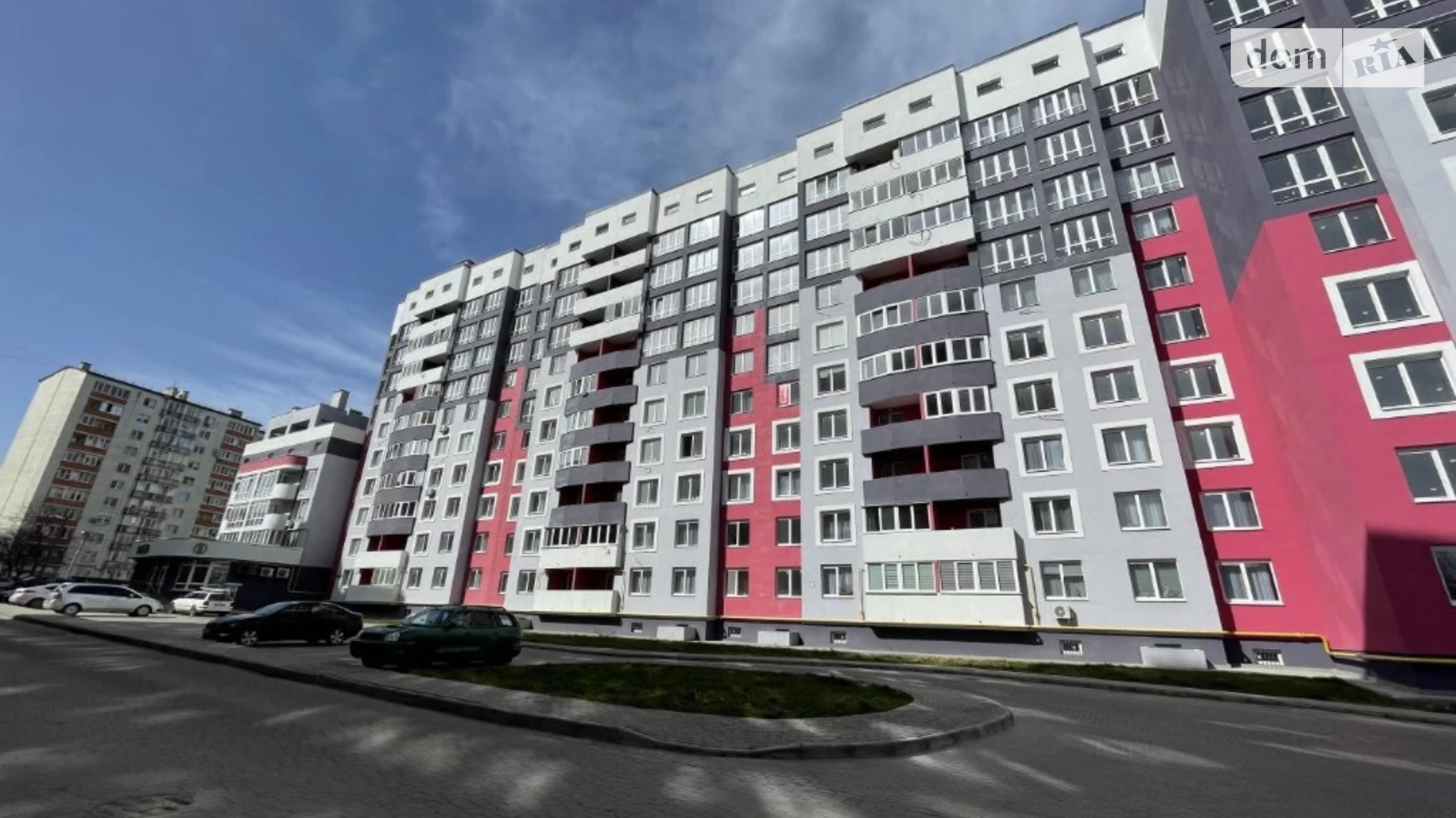 Продается 1-комнатная квартира 42 кв. м в Львове, ул. Глинянский Тракт