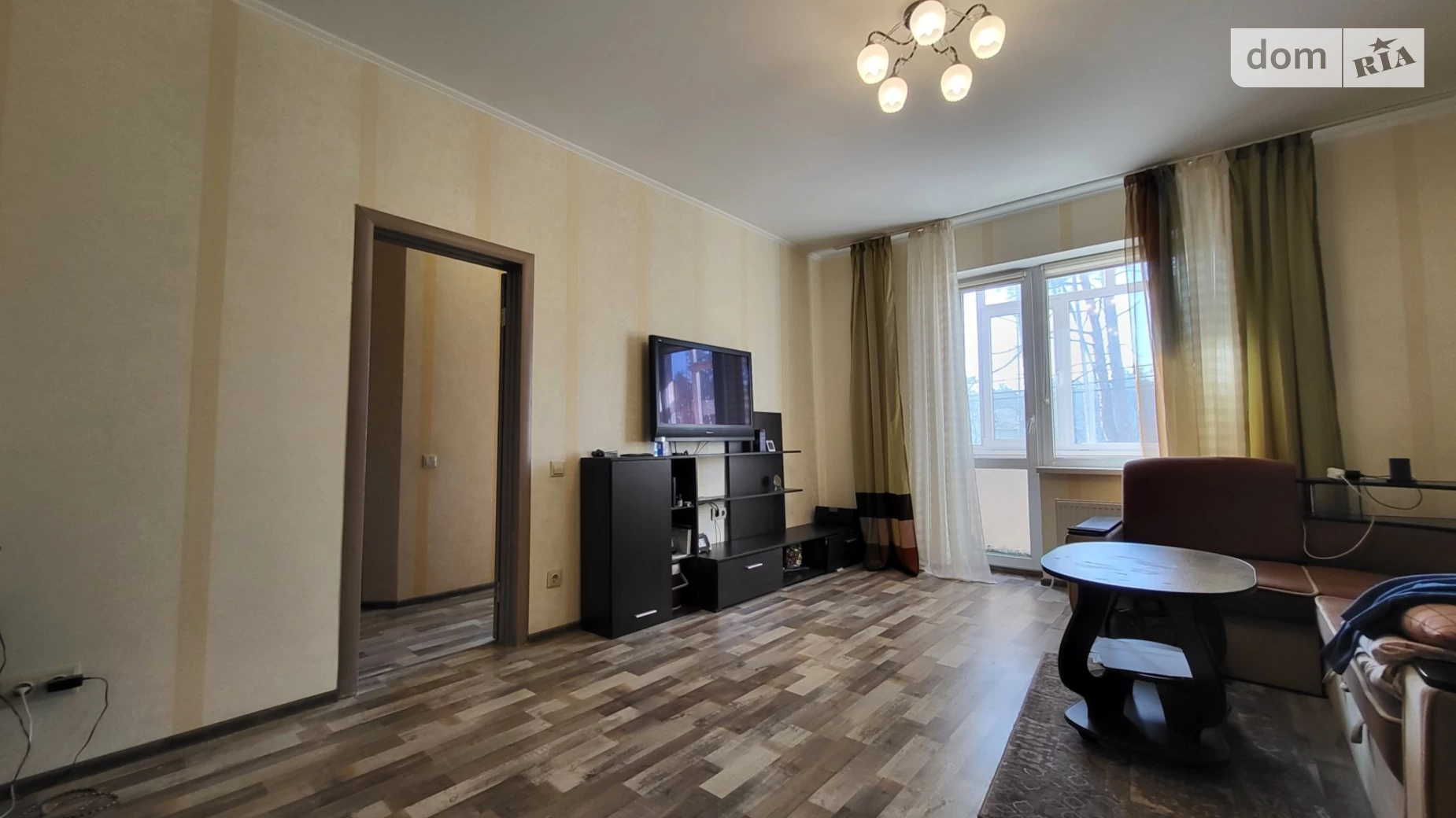 Продается 2-комнатная квартира 44 кв. м в Буче, ул. Антония Михайловского(Малиновского), 8А