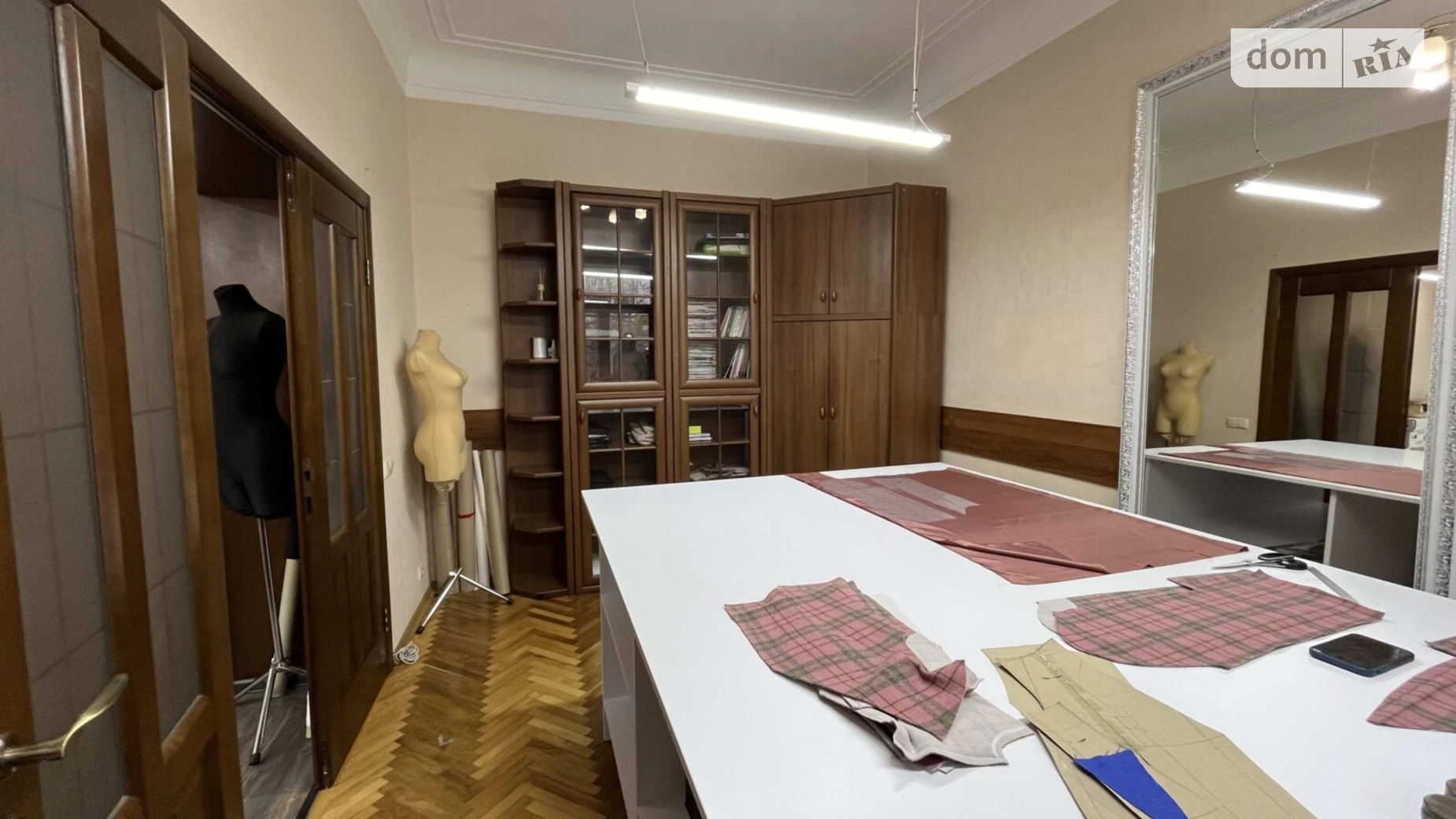 Продается 2-комнатная квартира 63 кв. м в Киеве, ул. Юрия Ильенко, 12 - фото 2