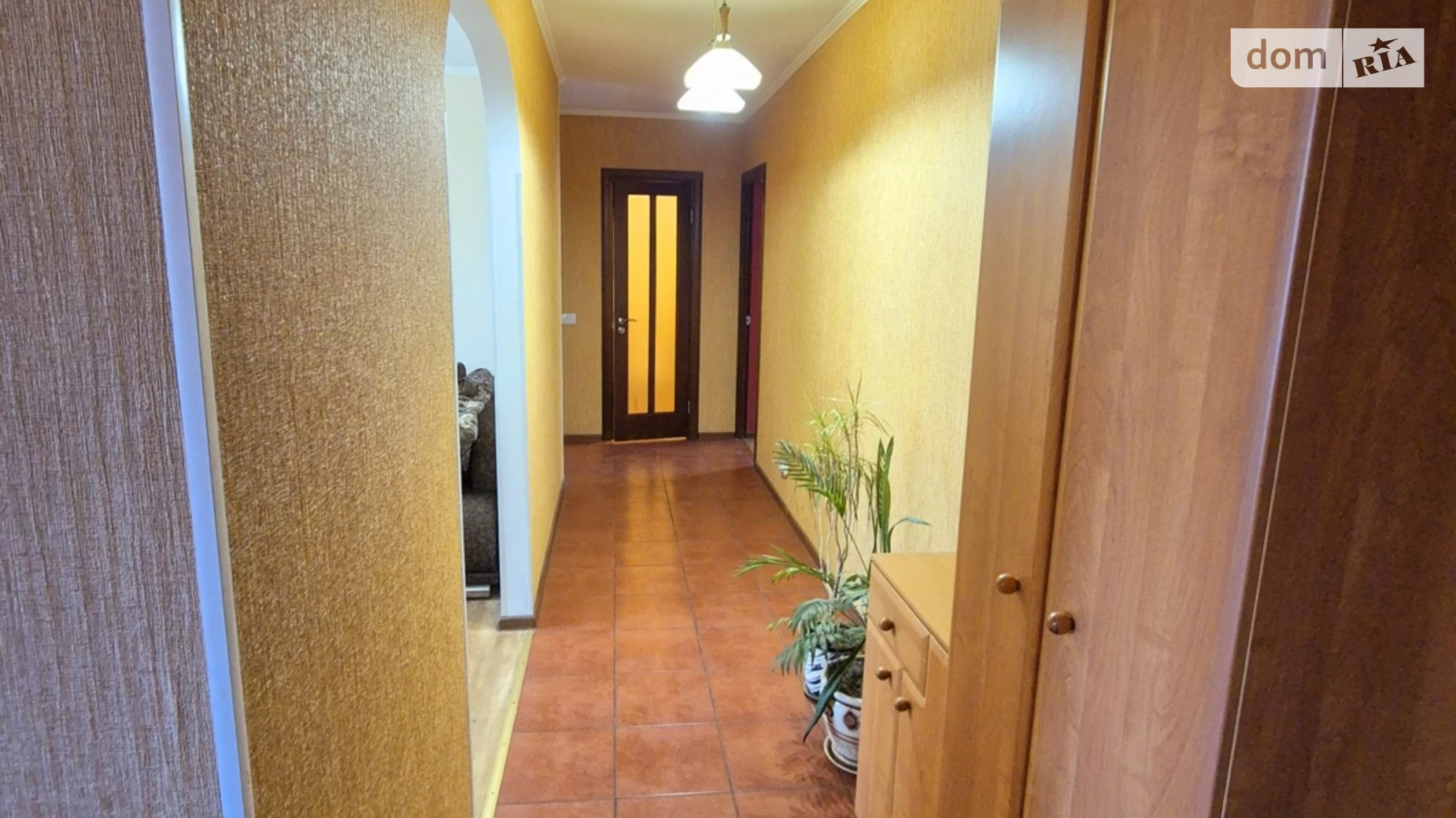Продается 3-комнатная квартира 68 кв. м в Виннице, вул. Келецкая, 136