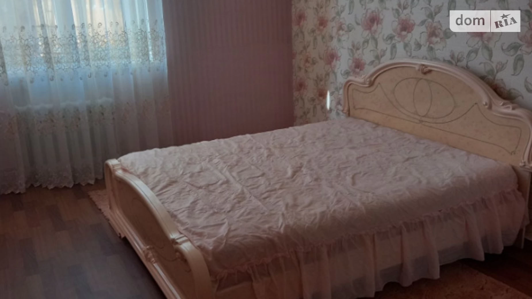 Продается 2-комнатная квартира 60 кв. м в Днепре, ул. Приднепровская