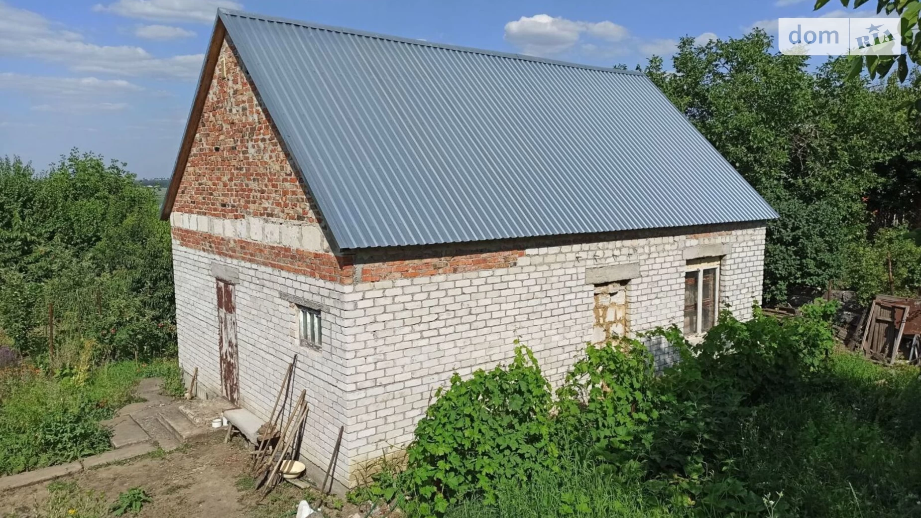 Продается одноэтажный дом 100 кв. м с камином, СВТ «Космос
