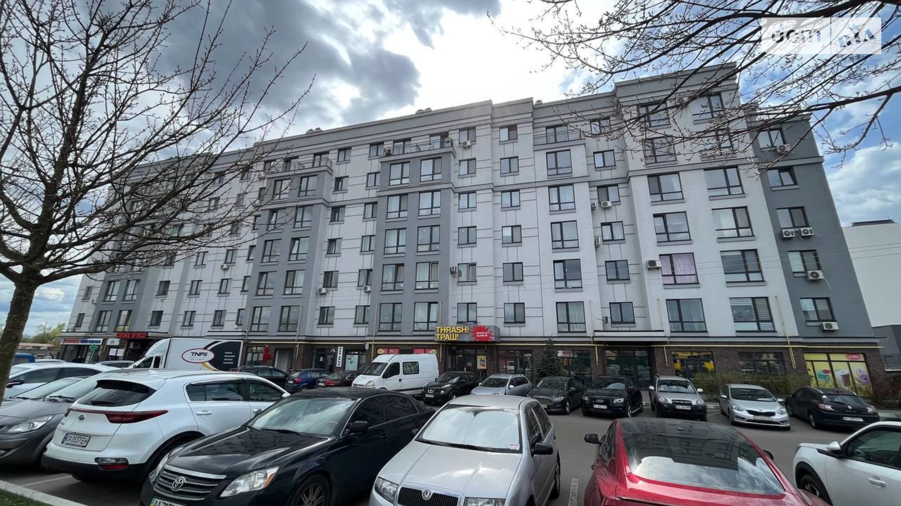 Продается 3-комнатная квартира 73.9 кв. м в Хотове, ул. Шевченко, 85