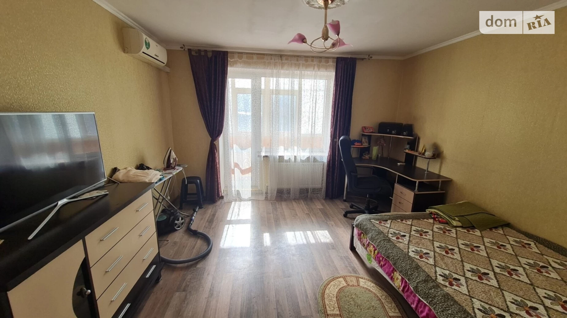 Продається 2-кімнатна квартира 51.3 кв. м у Миколаєві
