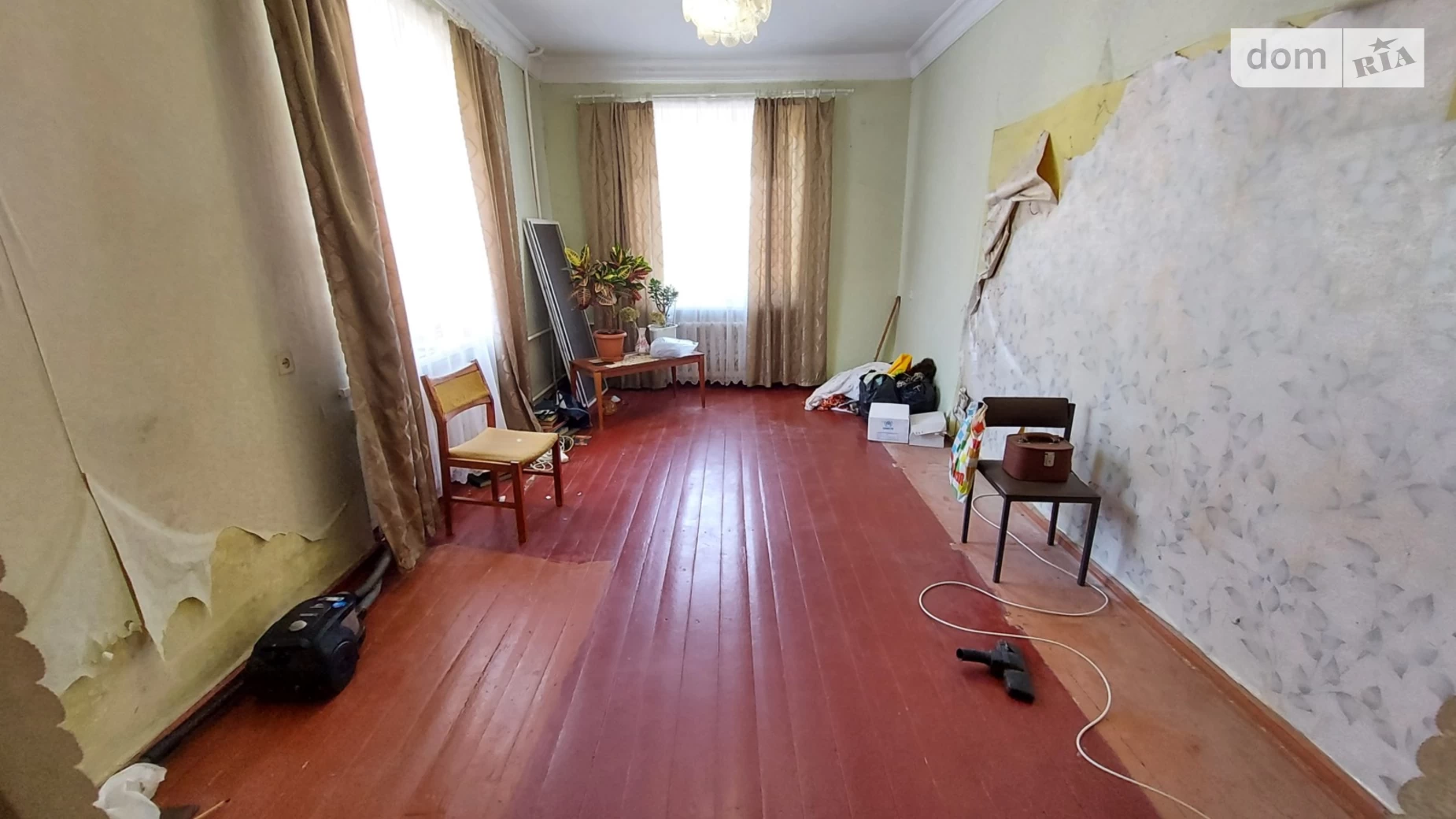 Продается 2-комнатная квартира 56 кв. м в Светловодске, ул. Героев Украины(Ленина), 5