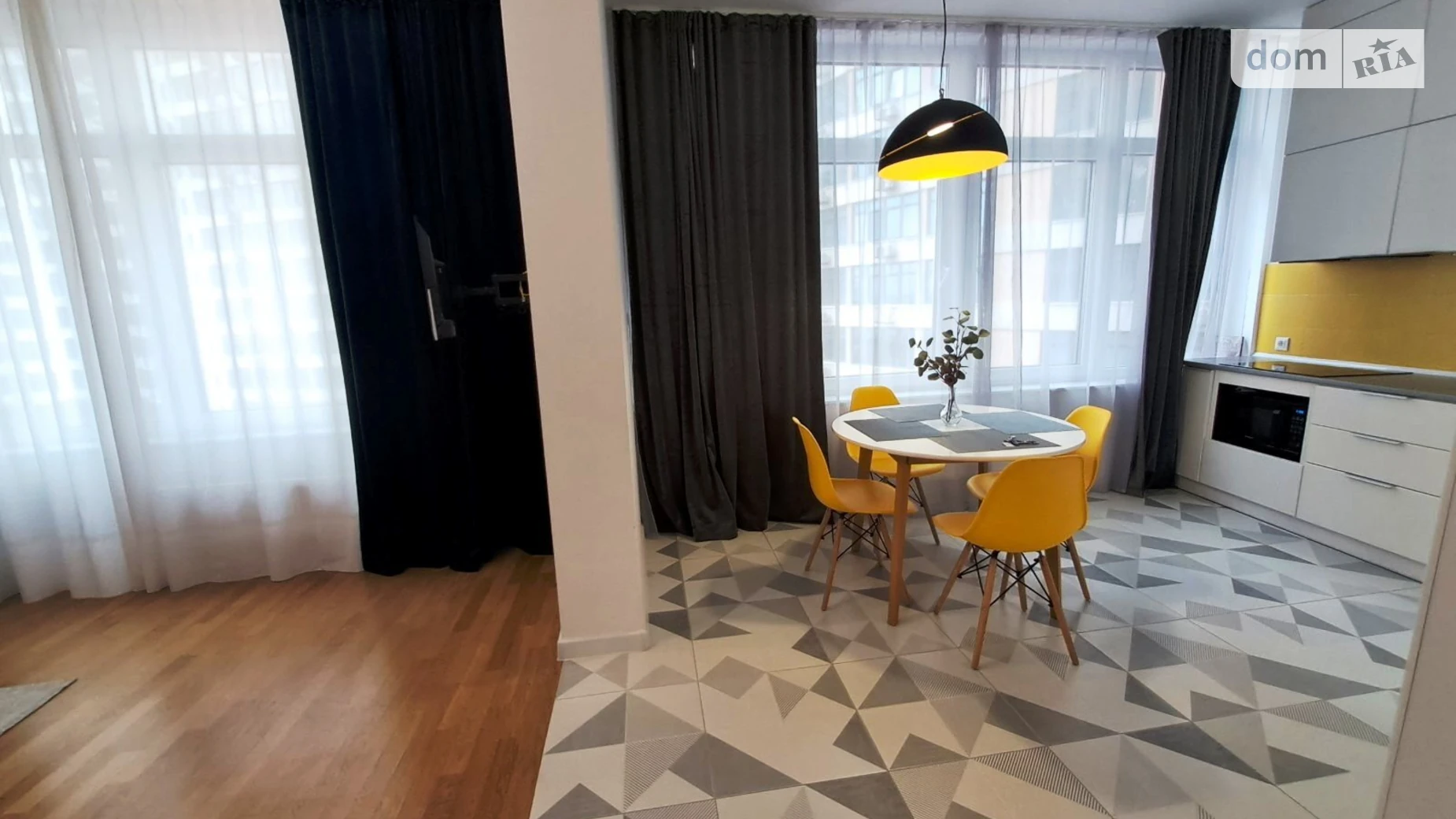 Продается 1-комнатная квартира 47.4 кв. м в Одессе, ул. Валерия Самофалова, 16А/1 - фото 2