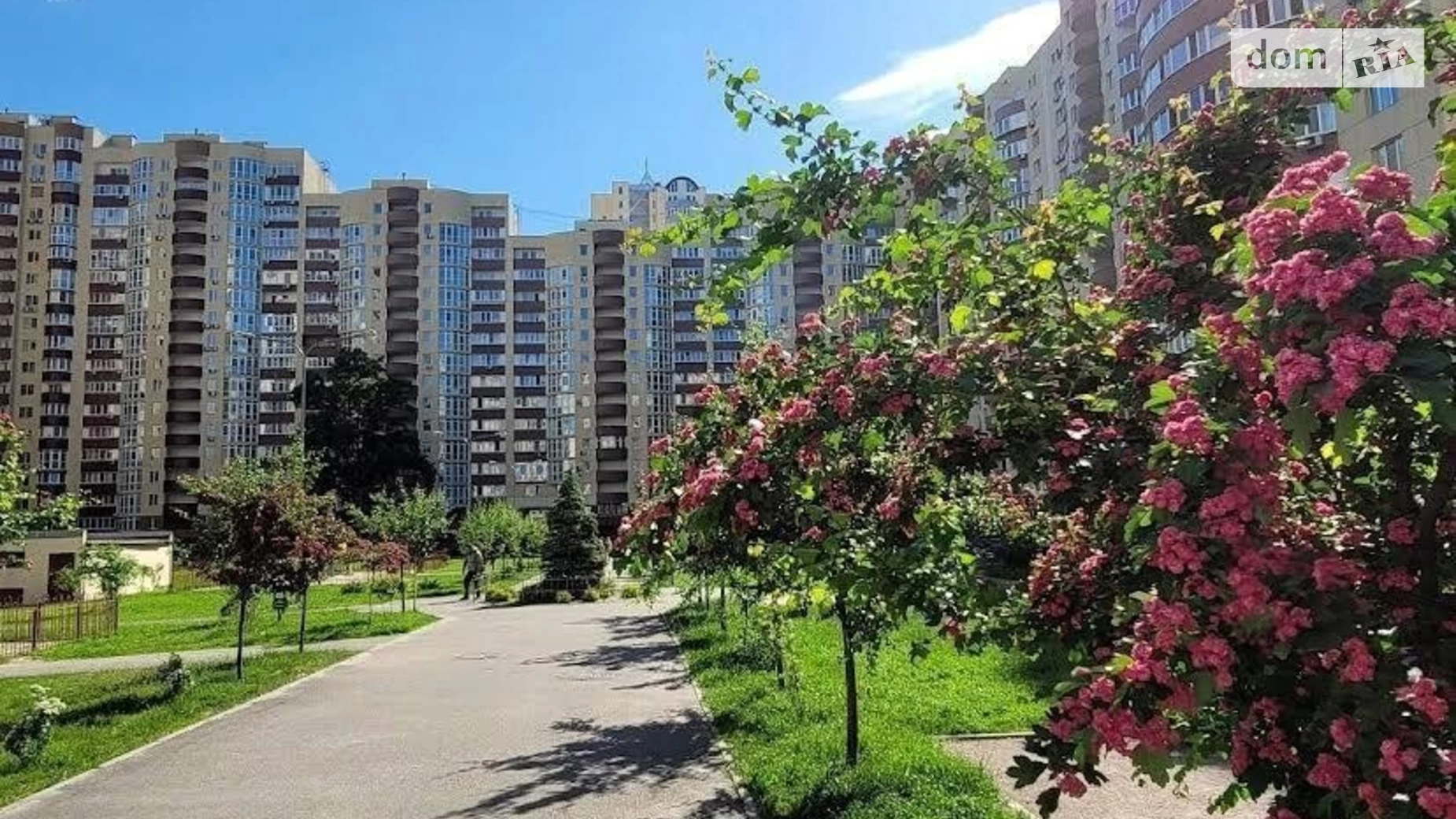 Продается 2-комнатная квартира 67 кв. м в Киеве, бул. Кольцова, 14