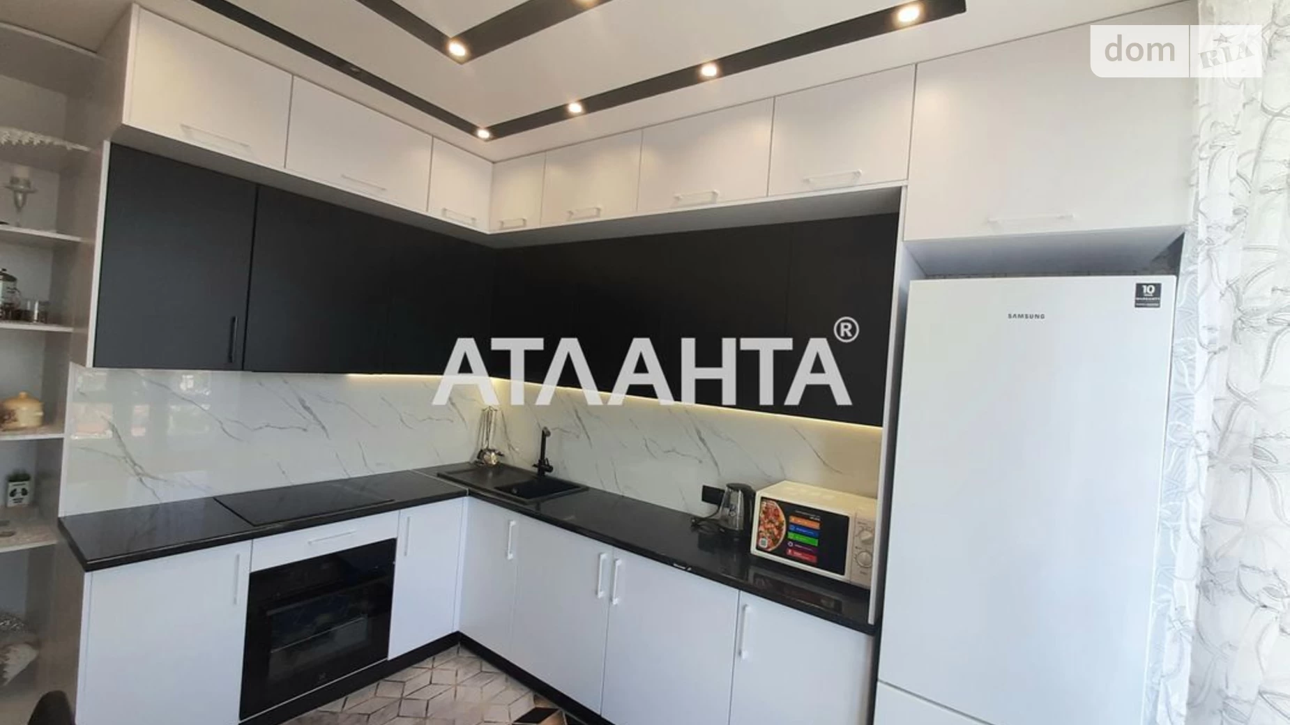 Продається 3-кімнатна квартира 86 кв. м у Одесі, вул. Толбухіна, 135Д - фото 2