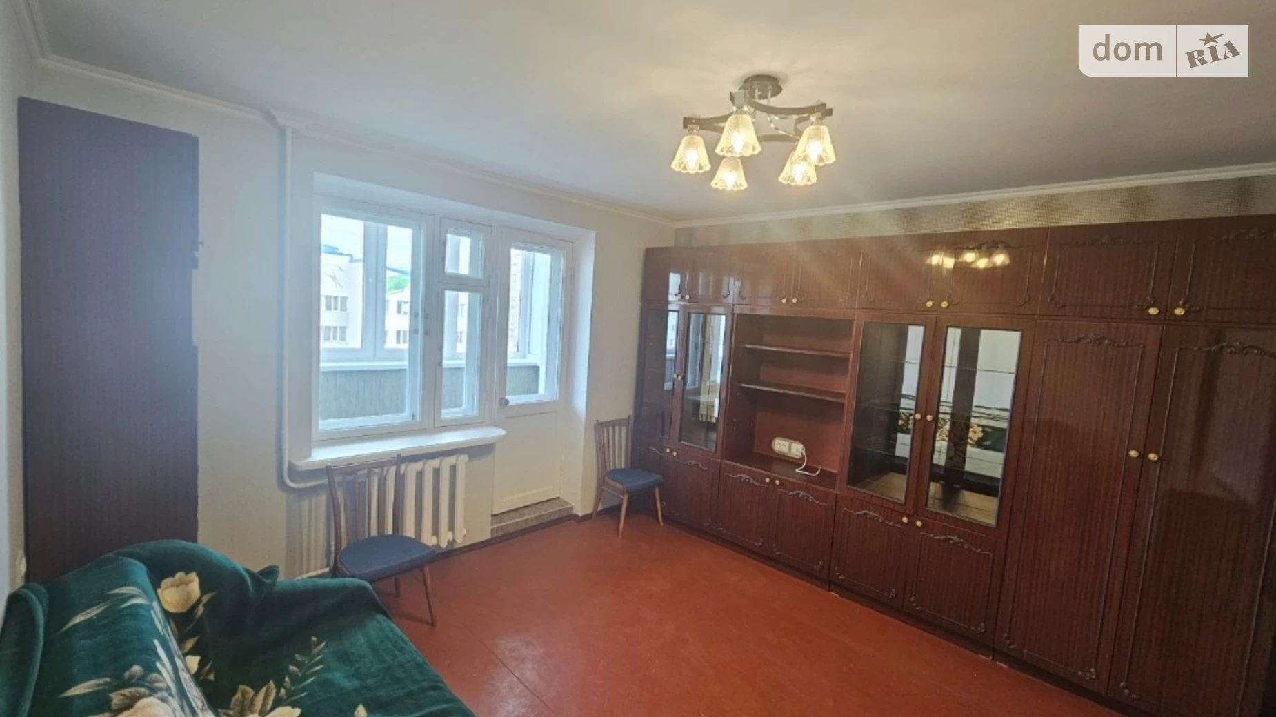 Продается 1-комнатная квартира 37 кв. м в Ирпене, ул. Поэзии(Грибоедова)