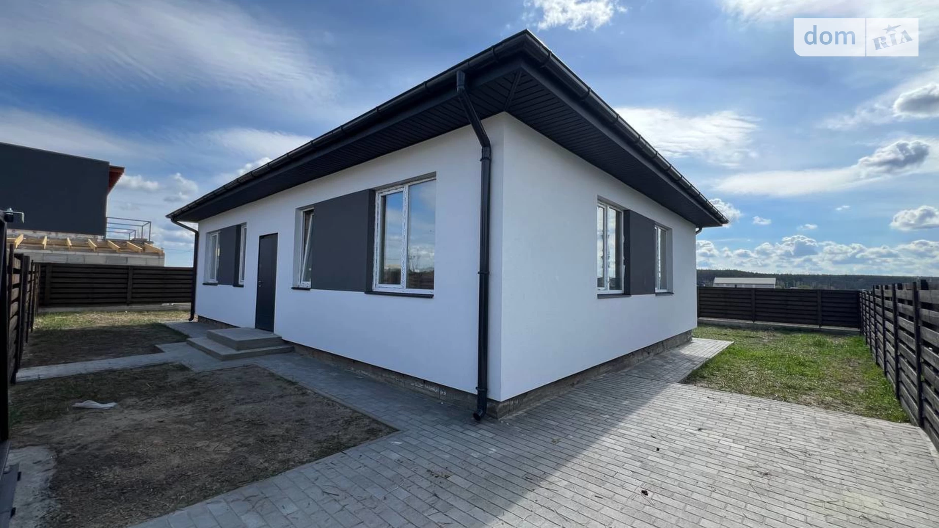 Продается одноэтажный дом 100 кв. м с балконом, цена: 75000 $ - фото 2