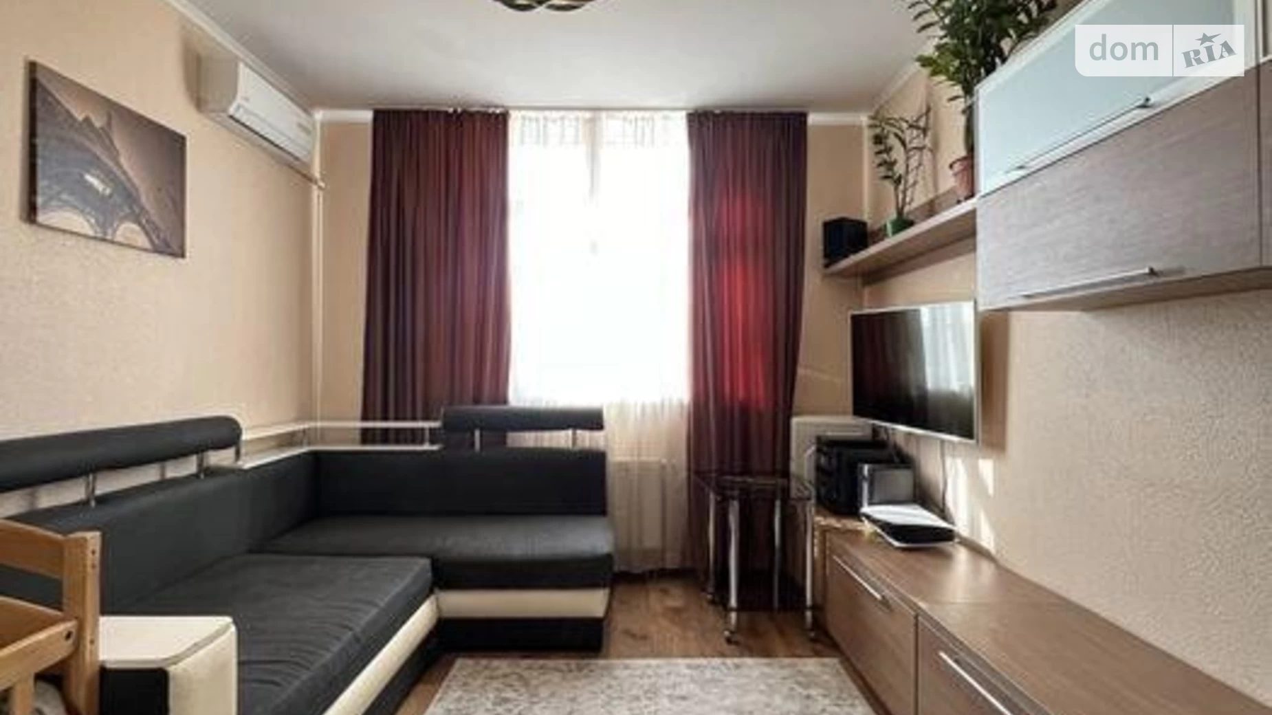 Продается 1-комнатная квартира 42 кв. м в Киеве, ул. Семьи Кульженков, 8 - фото 2