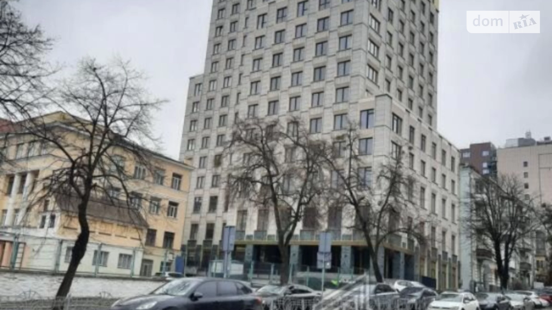 Продается 2-комнатная квартира 91 кв. м в Киеве, ул. Владимирская, 86А