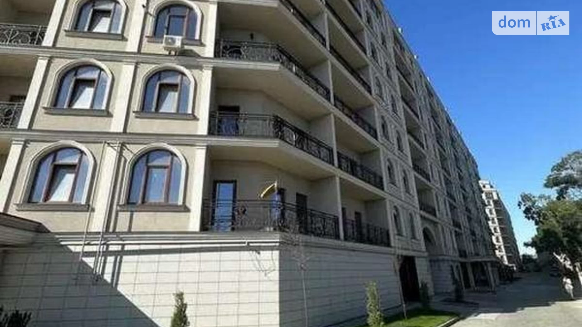 Продається 1-кімнатна квартира 50 кв. м у Одесі, вул. Дача Ковалевського, 91