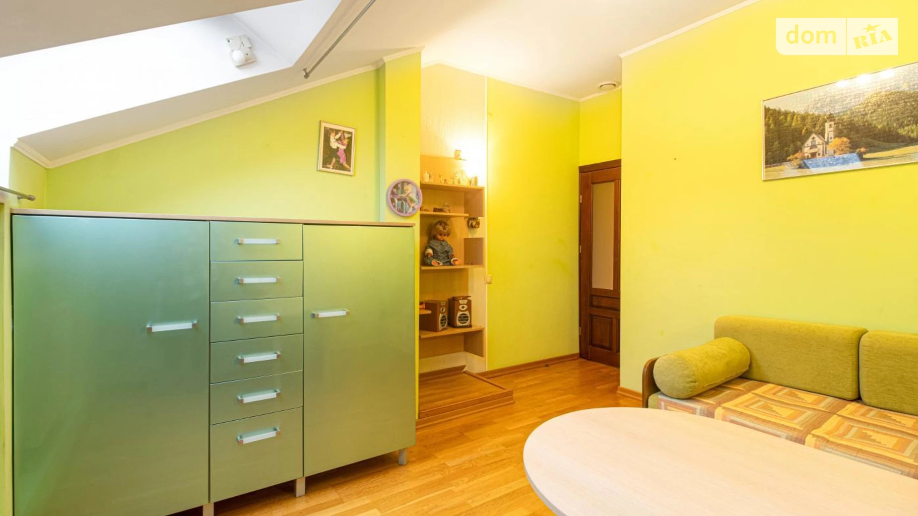 Продается 6-комнатная квартира 194 кв. м в Львове, ул. Тарнавского Генерала