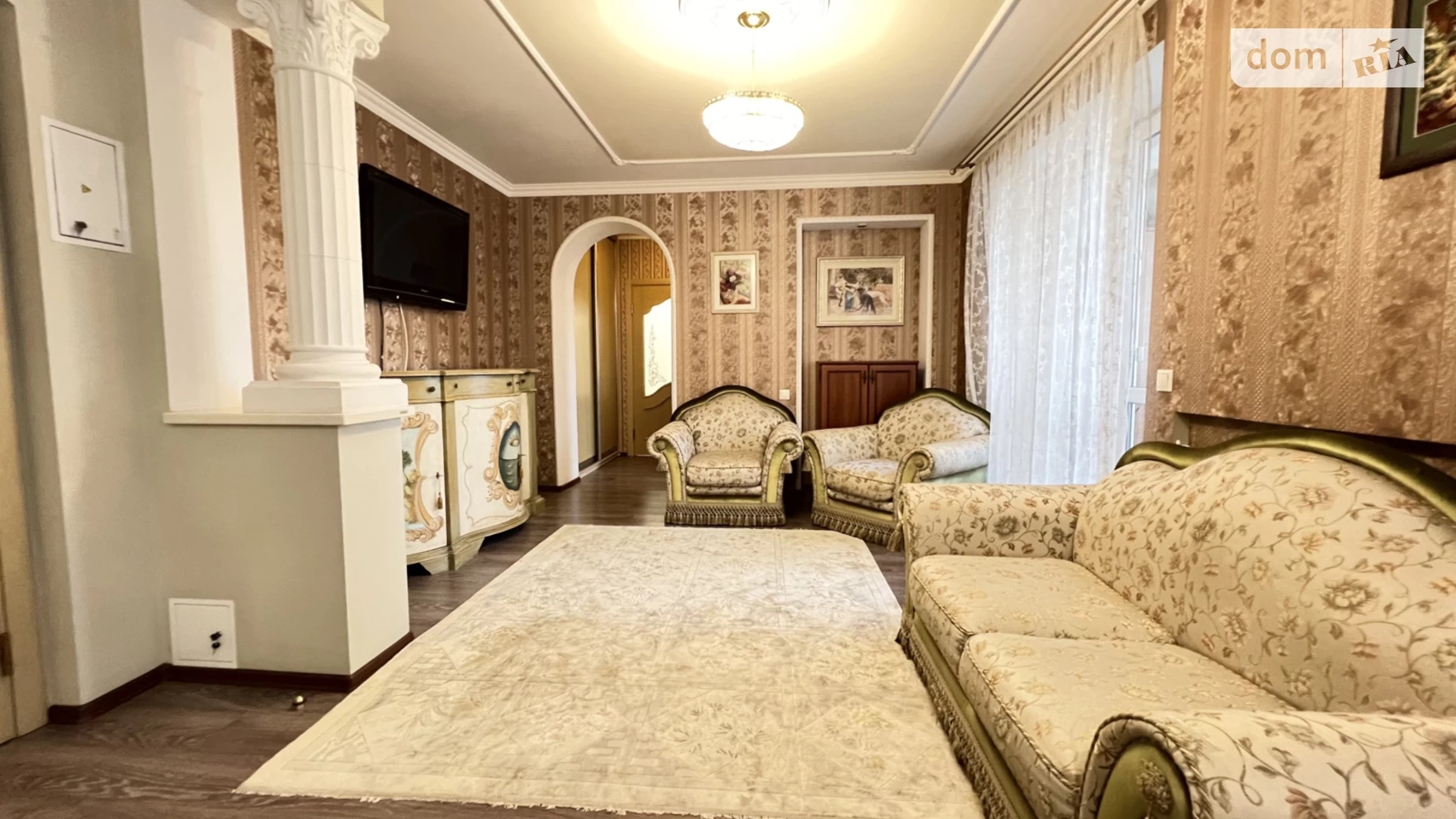 Продається 2-кімнатна квартира 63 кв. м у Дніпрі, вул. Антоновича Володимира