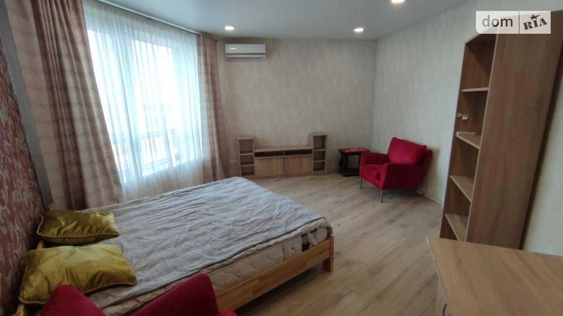 Продается 1-комнатная квартира 47 кв. м в Киеве, ул. Заречная, 1Б - фото 4
