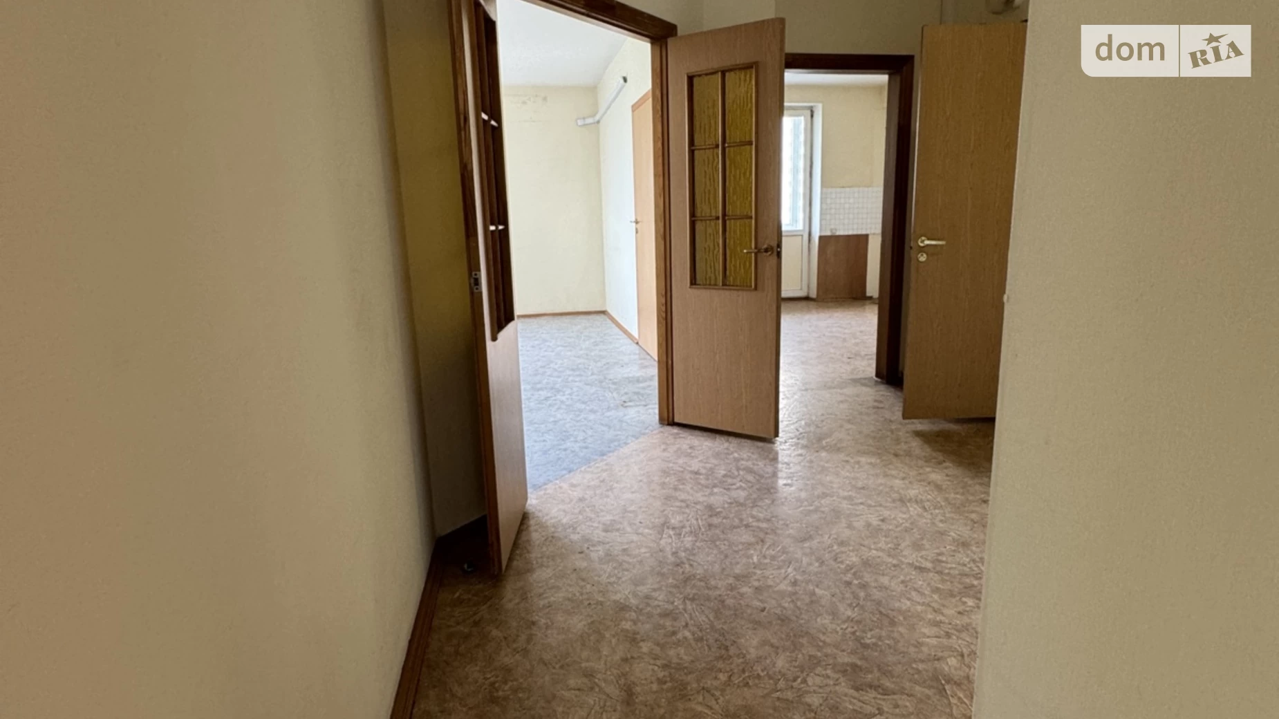 Продається 3-кімнатна квартира 96 кв. м у Києві