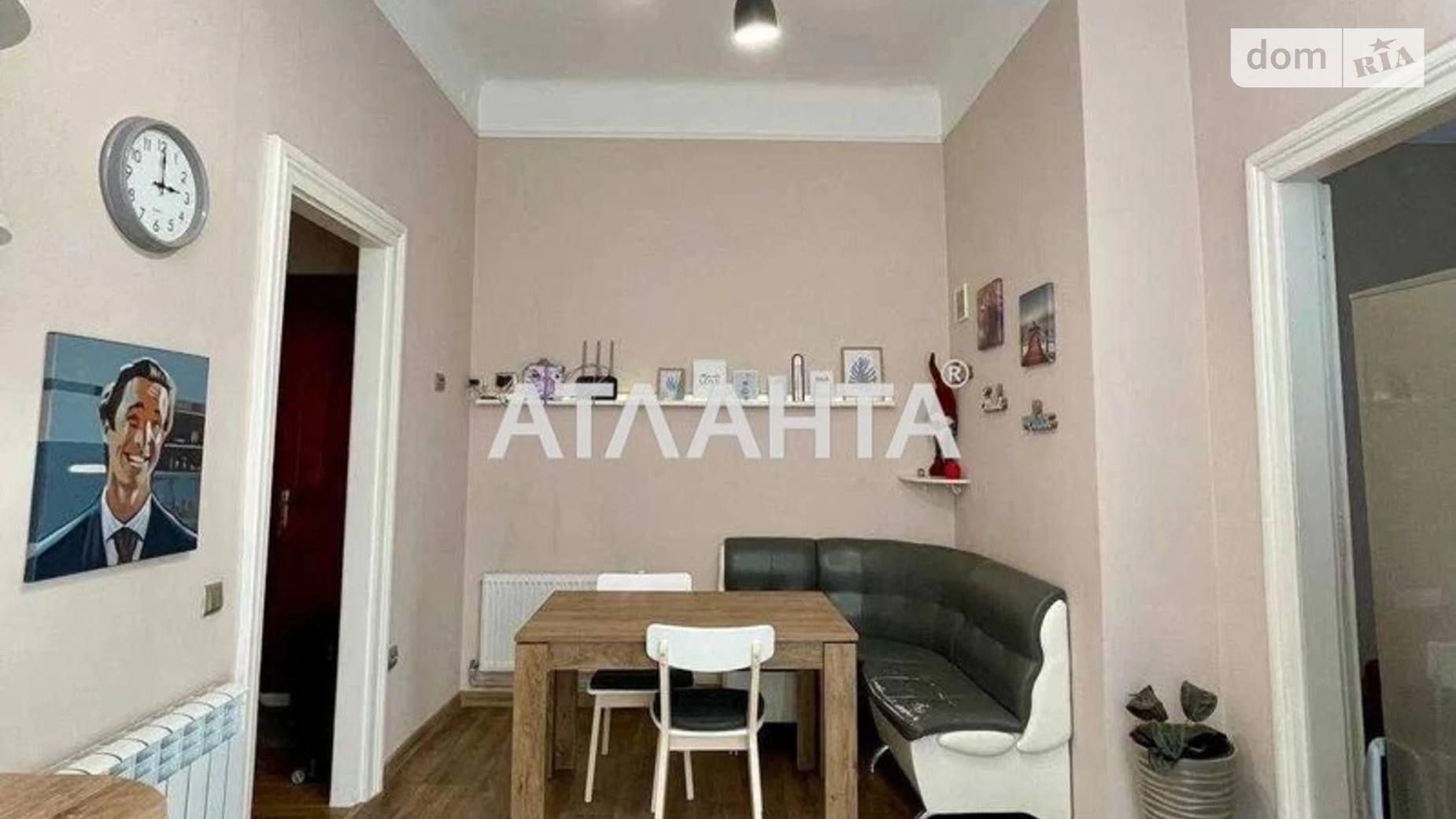 Продается 2-комнатная квартира 52 кв. м в Львове, ул. Огиенко Ивана