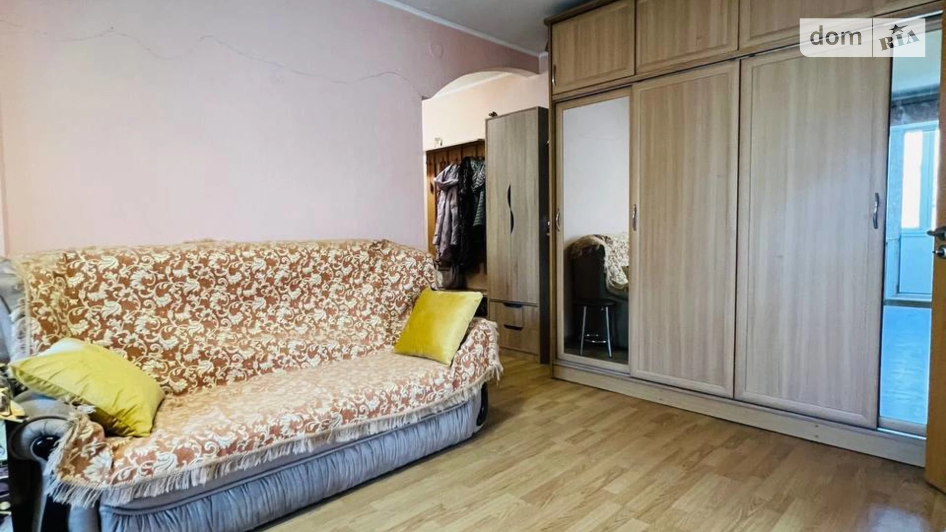 Продается 3-комнатная квартира 50 кв. м в Кропивницком, ул. Яновского