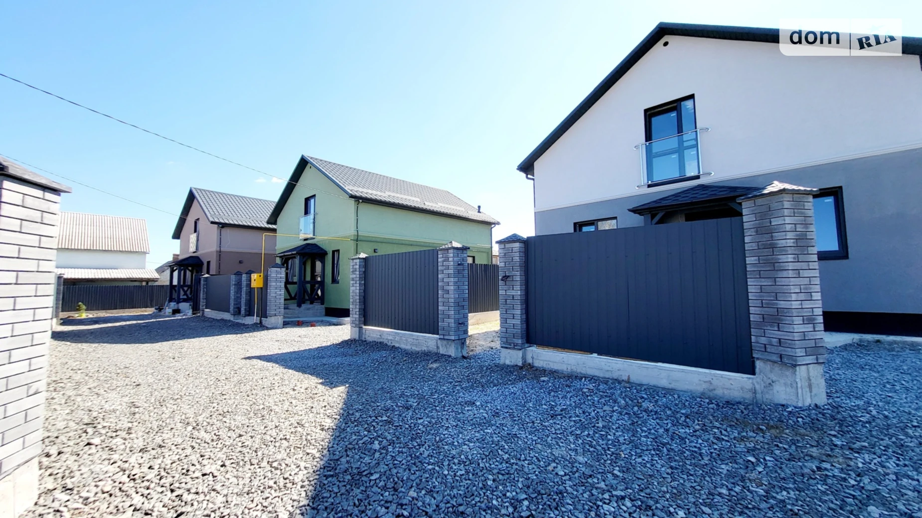 Продается дом на 2 этажа 120 кв. м с гаражом, цена: 79000 $ - фото 3
