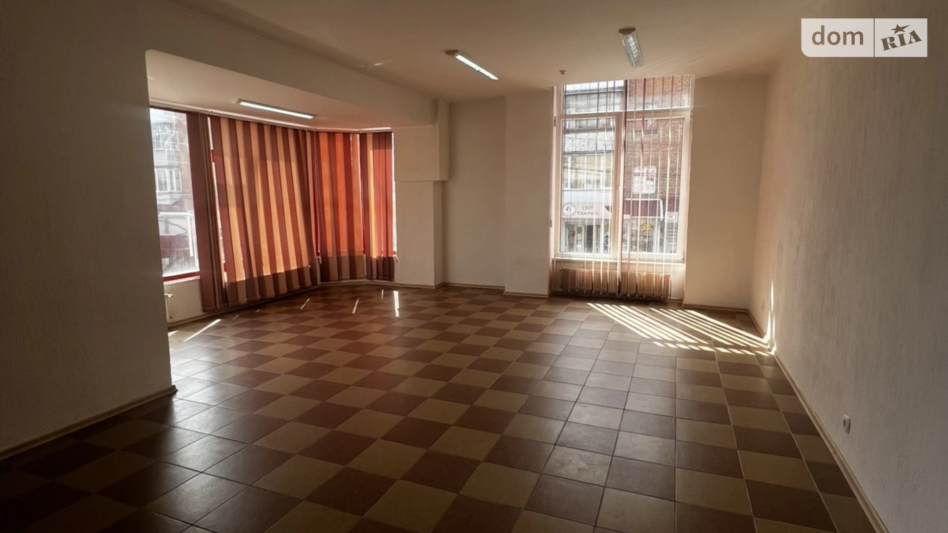 Сдается в аренду офис 73 кв. м в бизнес-центре, цена: 14500 грн - фото 3