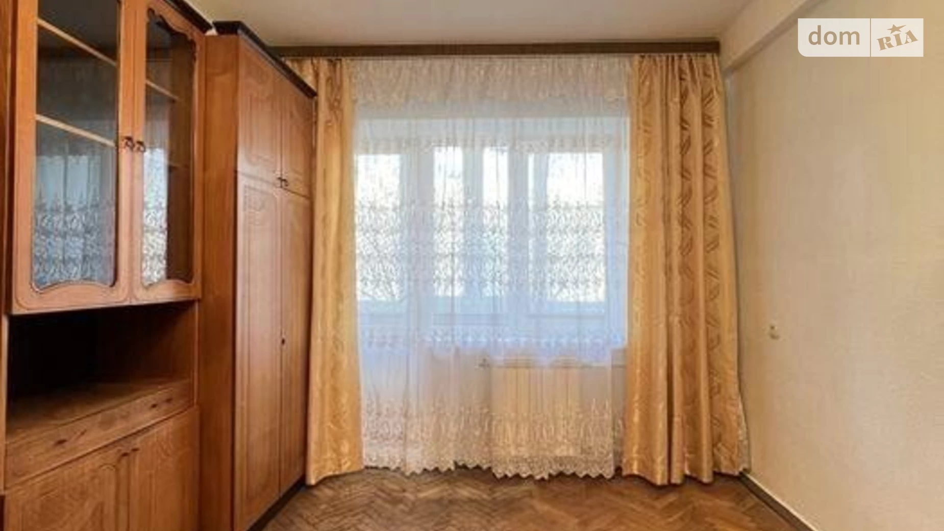 Продается 3-комнатная квартира 50 кв. м в Киеве, ул. Академика Шалимова(Героев Севастополя)