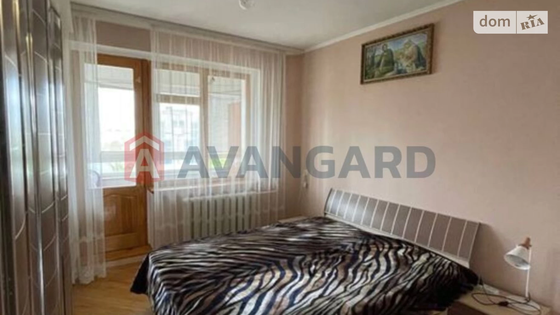 Продается 3-комнатная квартира 70 кв. м в Львове, ул. Сиховская