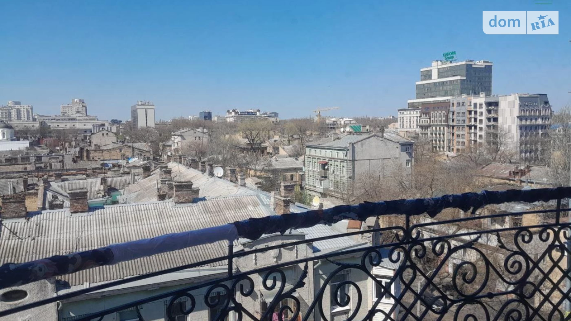 Продается 1-комнатная квартира 52 кв. м в Одессе, ул. Гимназическая - фото 2