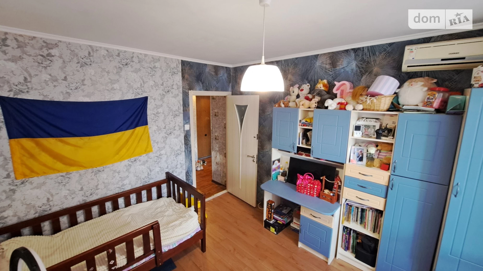 Продается 2-комнатная квартира 51 кв. м в Николаеве, ул. Лазурная