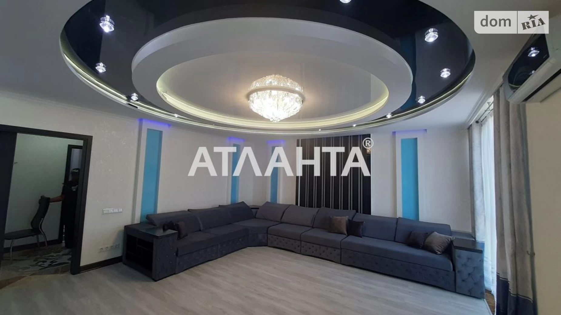 Продается 4-комнатная квартира 142 кв. м в Одессе, мас. Радужный, 151 - фото 2