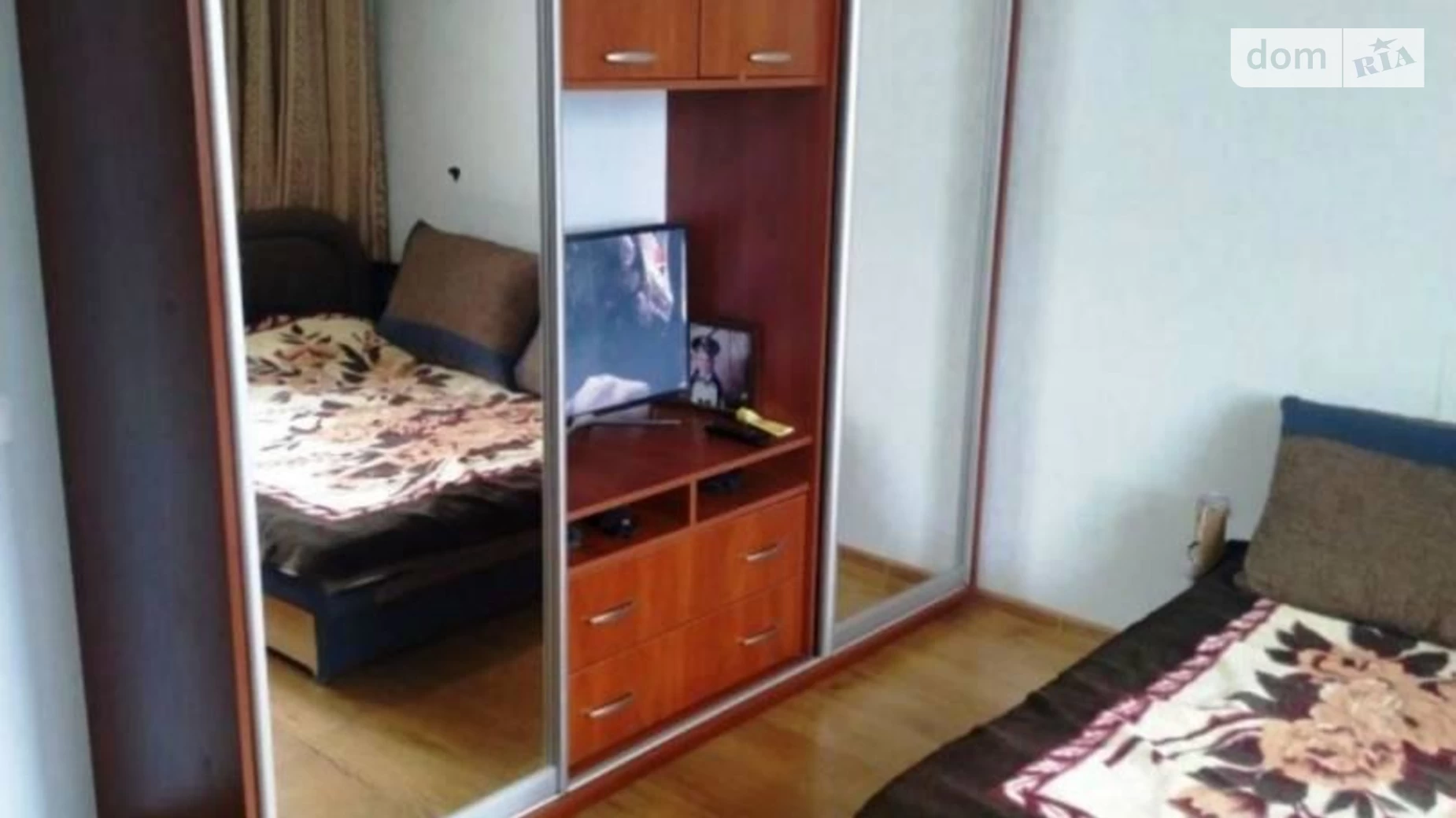 Продається 2-кімнатна квартира 47 кв. м у Олександрівці, вул. Перемоги
