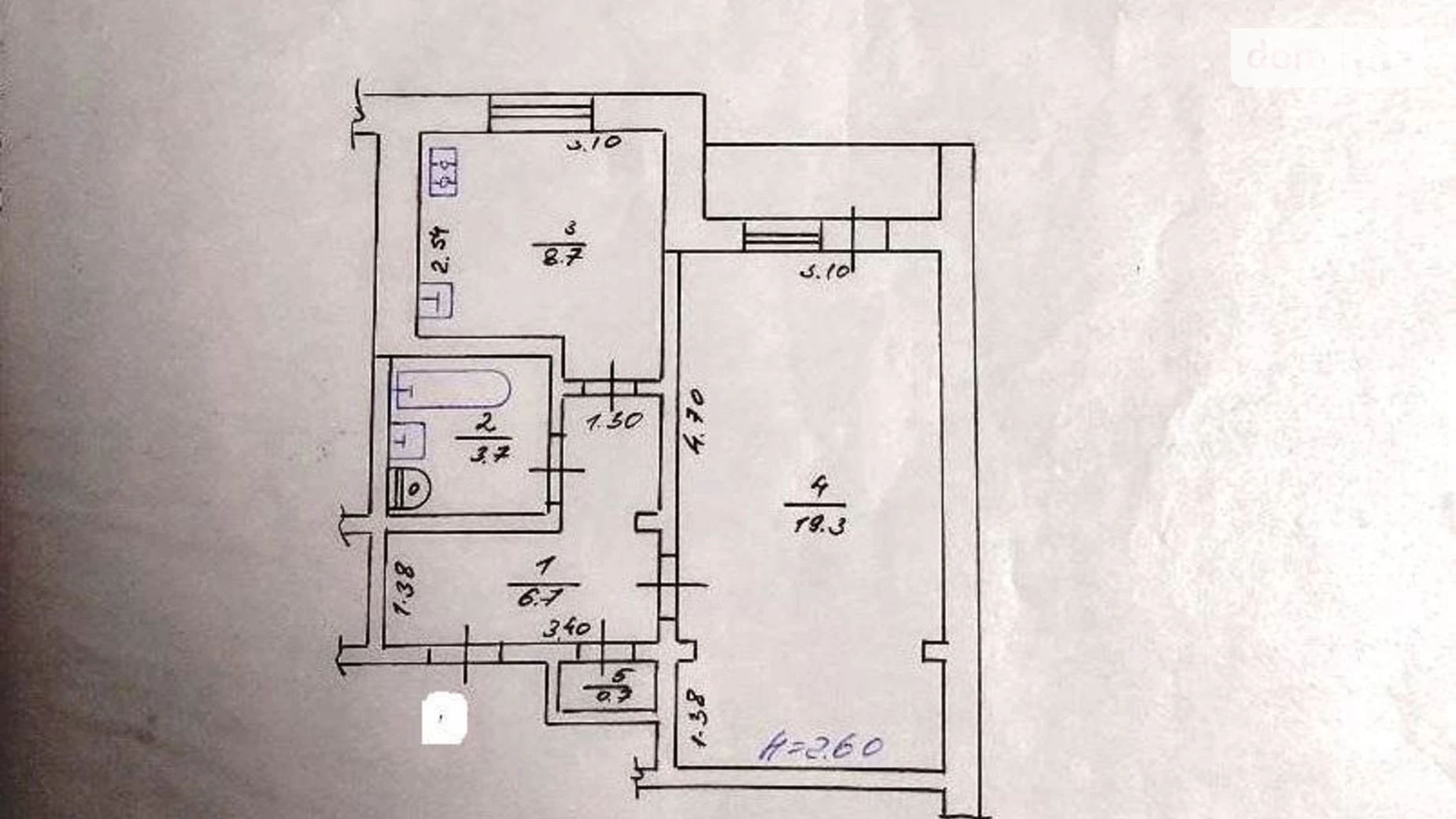 Продається 1-кімнатна квартира 41 кв. м у Харкові, вул. Олександра Матросова, 18Б