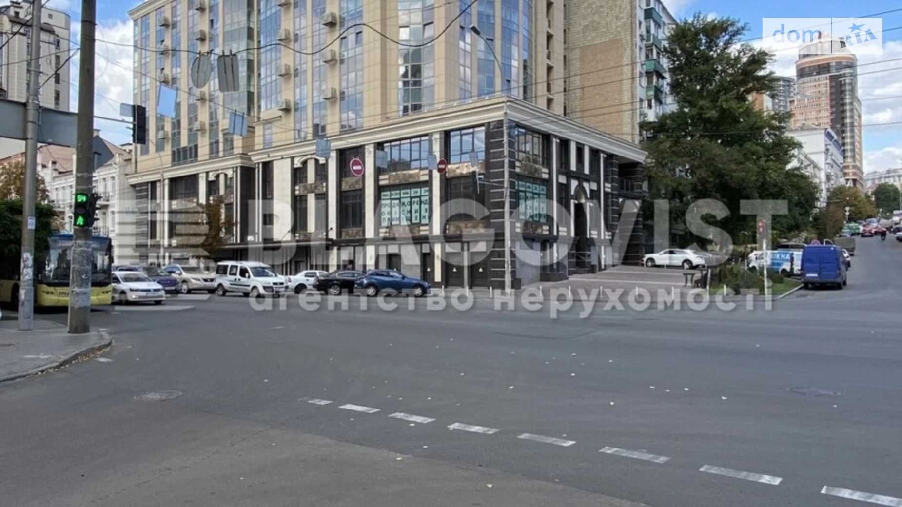 Продается 3-комнатная квартира 111 кв. м в Киеве, ул. Антоновича(Горького), 109