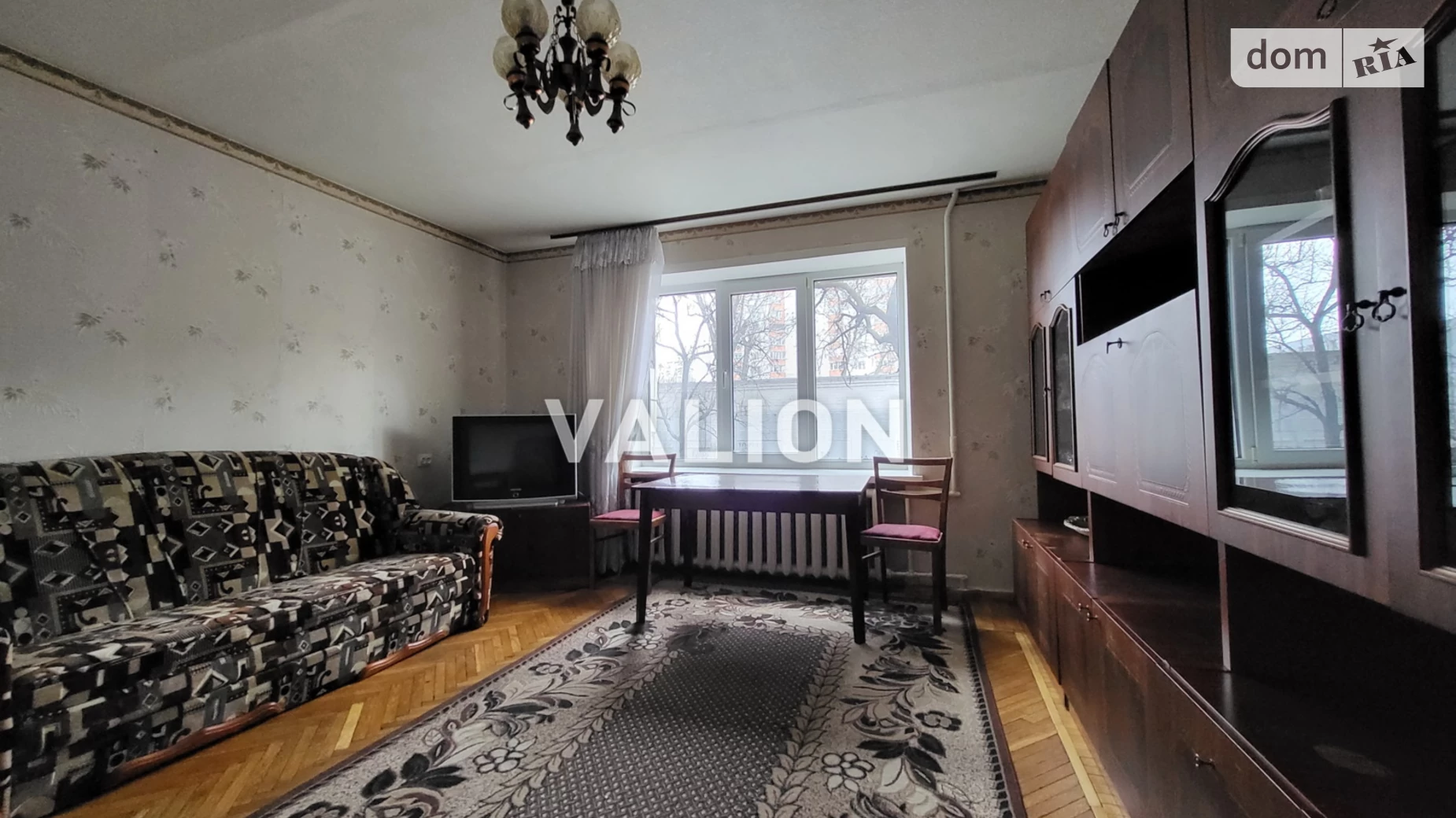 Продається 3-кімнатна квартира 78.3 кв. м у Києві