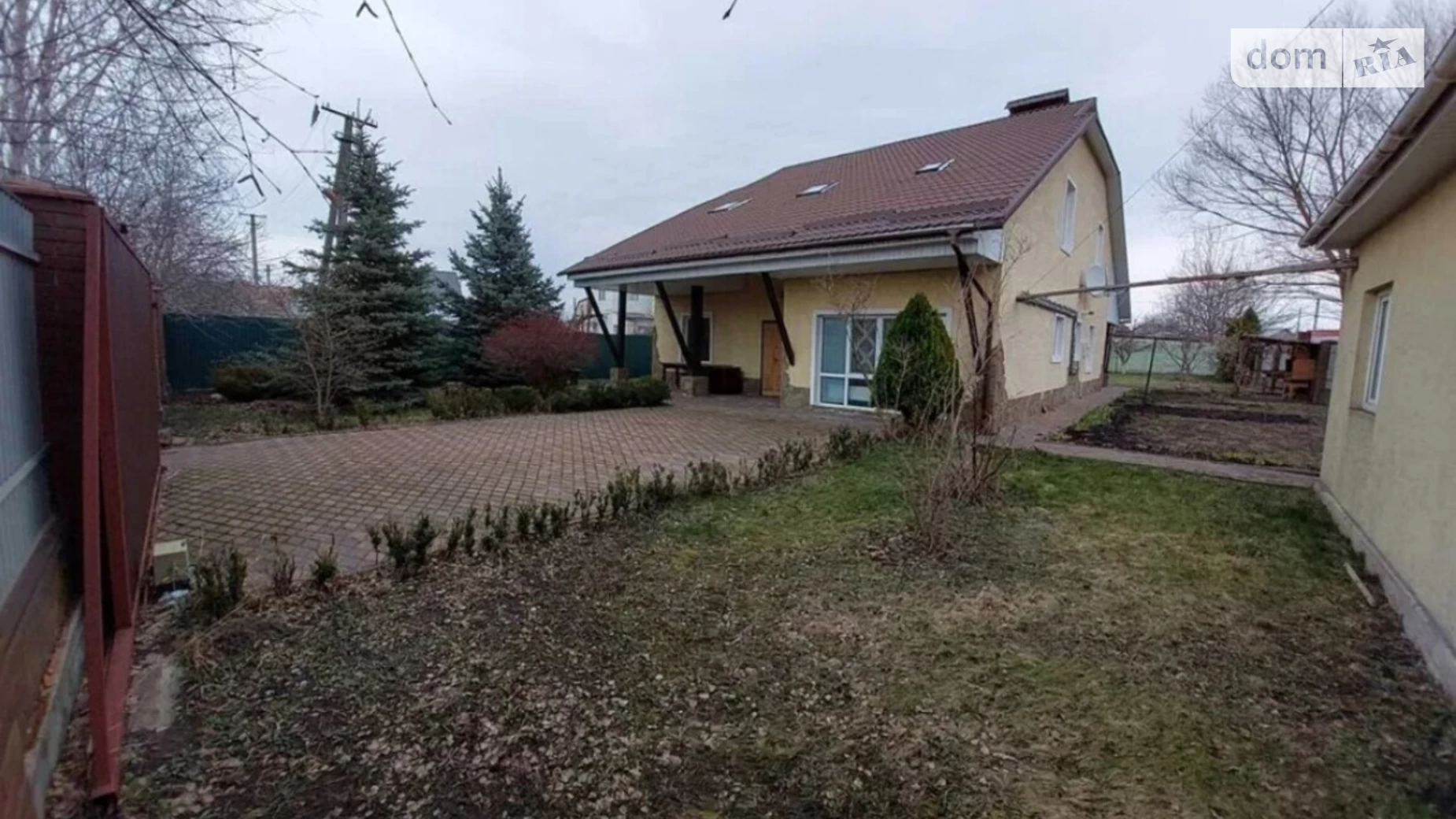 Продается дом на 2 этажа 238 кв. м с камином, вул. Гагаріна, 1