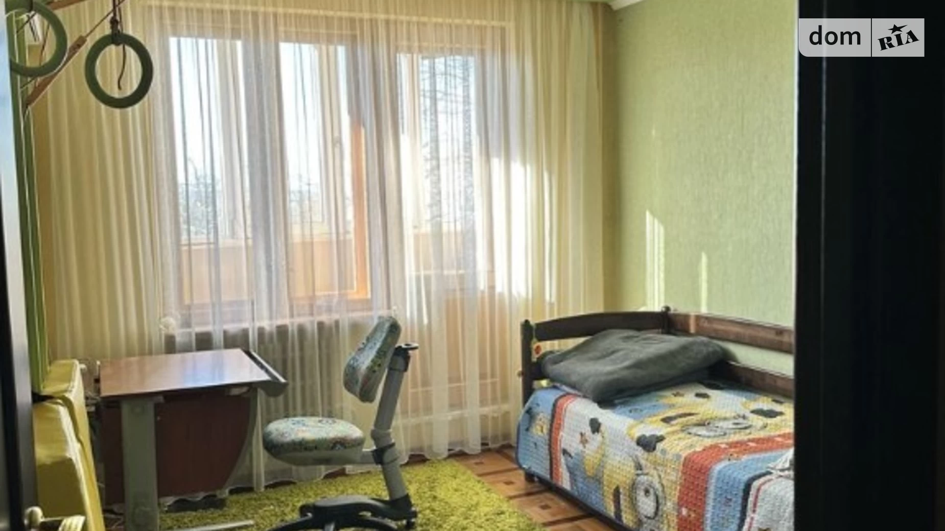 Продается 3-комнатная квартира 66 кв. м в Харькове, просп. Тракторостроителей, 105
