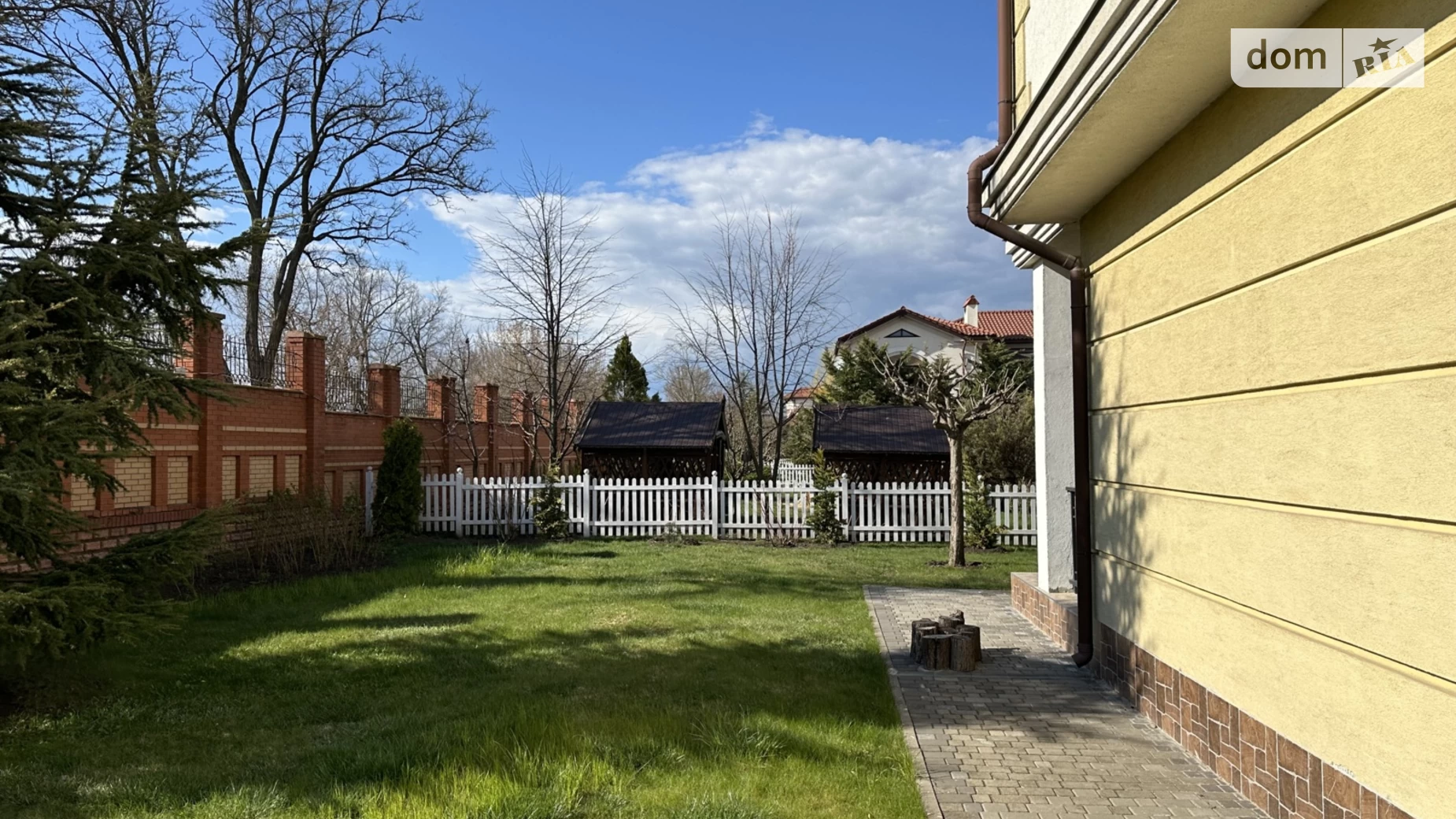 Продається будинок 2 поверховий 275 кв. м з гаражем, цена: 325000 $ - фото 3