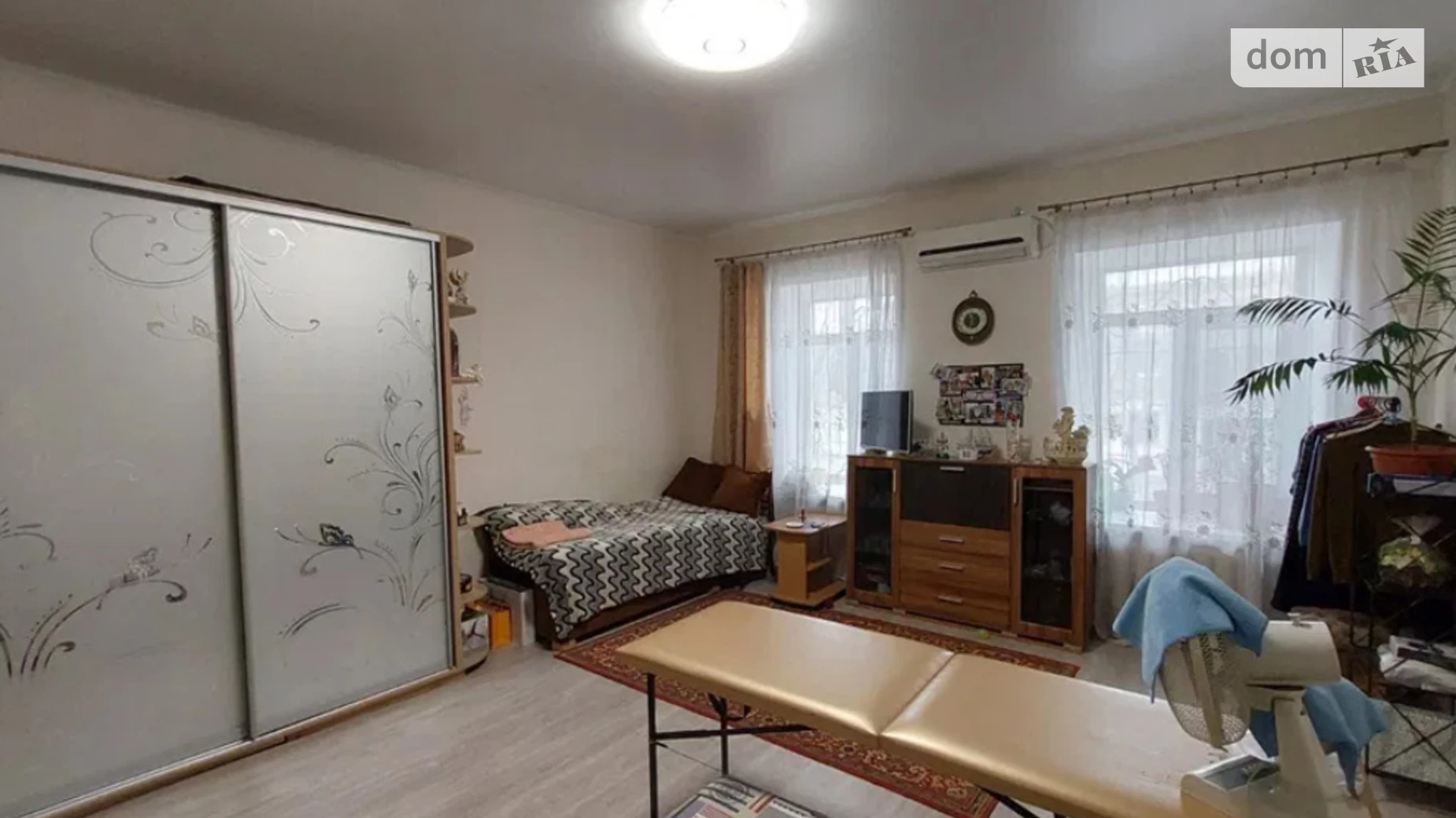 Продається 2-кімнатна квартира 67 кв. м у Одесі, вул. Велика Арнаутська