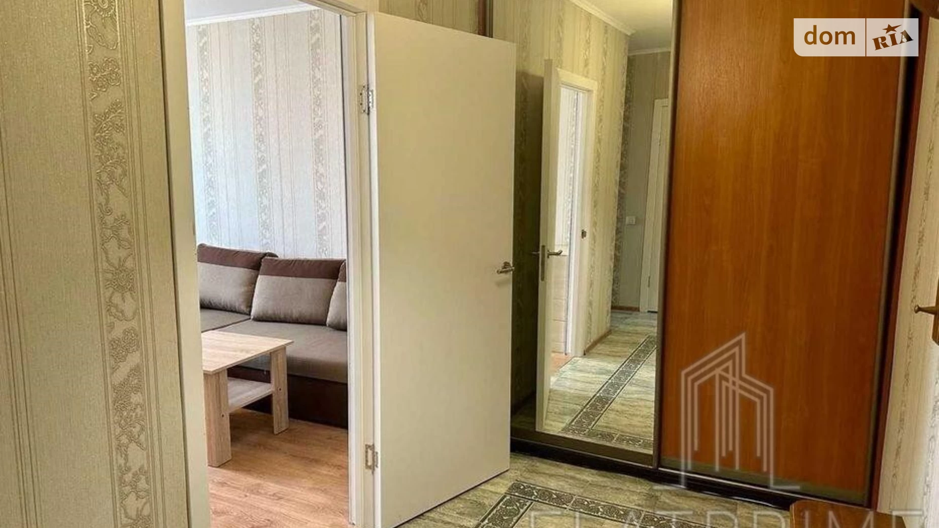 Продается 1-комнатная квартира 38 кв. м в Киеве, ул. Юрия Поправки(Николая Лебедева), 14 - фото 2