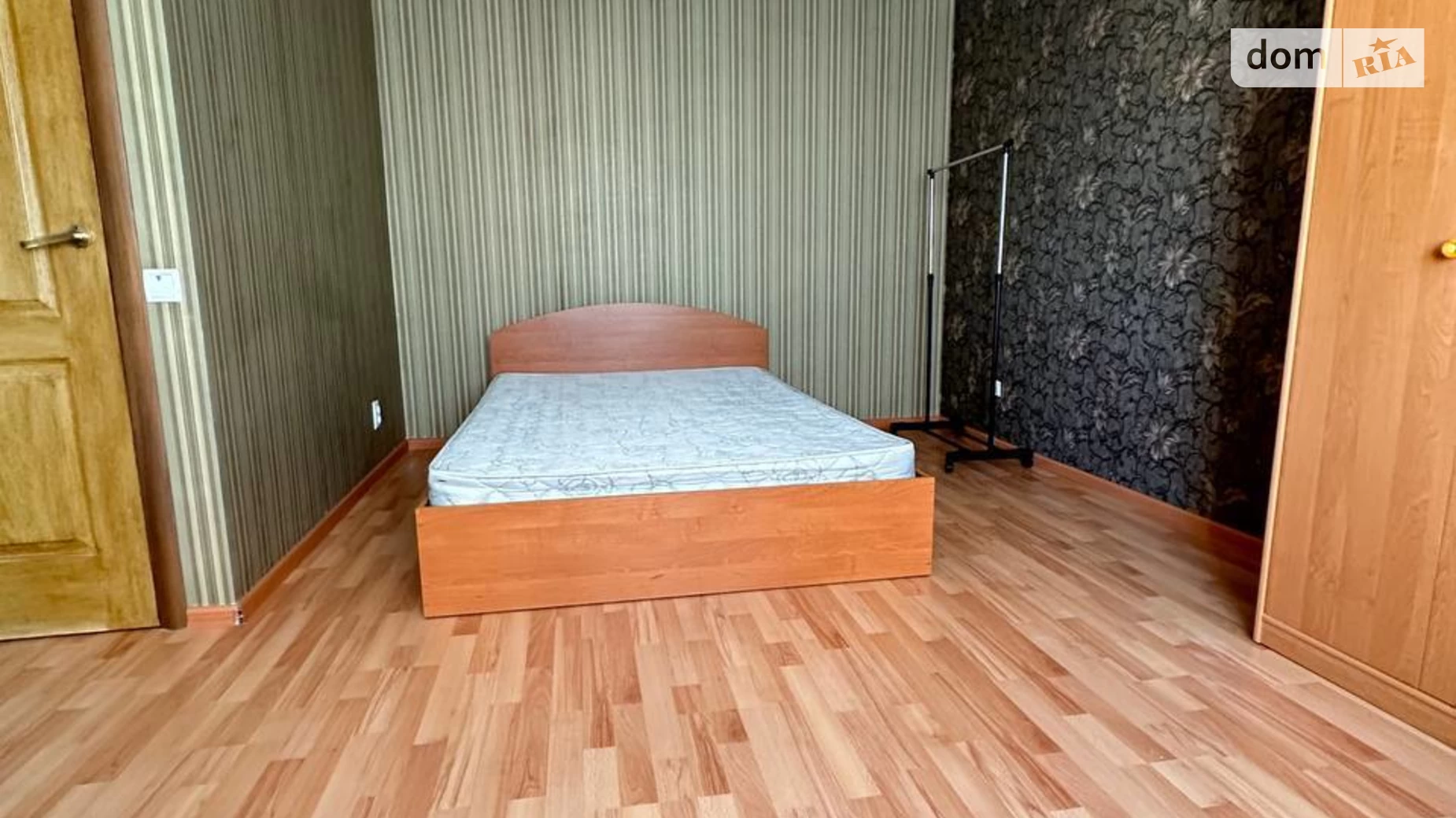 Продается 1-комнатная квартира 40 кв. м в Виннице, ул. Героев Крут