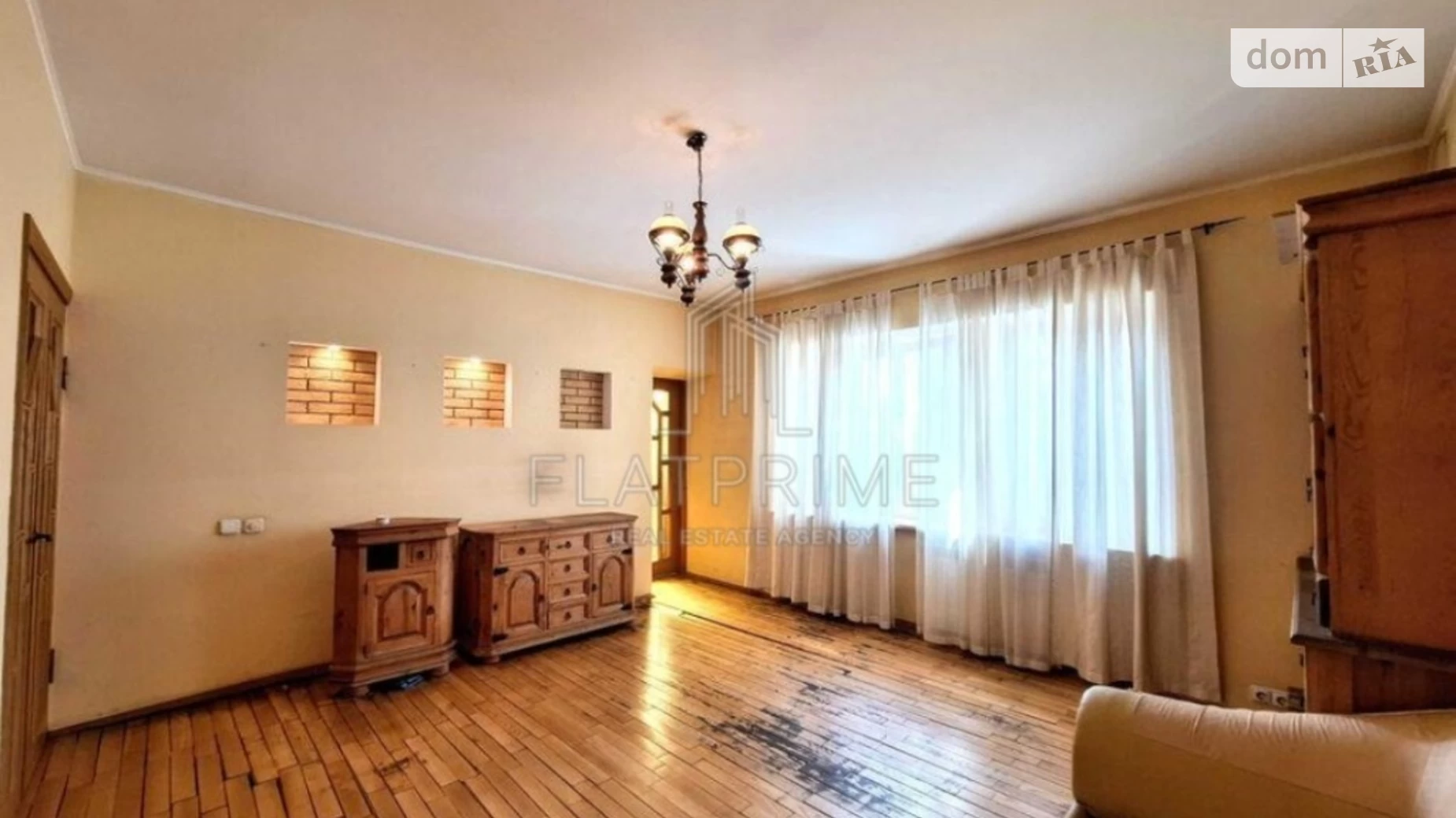 Продается 2-комнатная квартира 72 кв. м в Киеве, ул. Олеся Гончара, 52 - фото 2