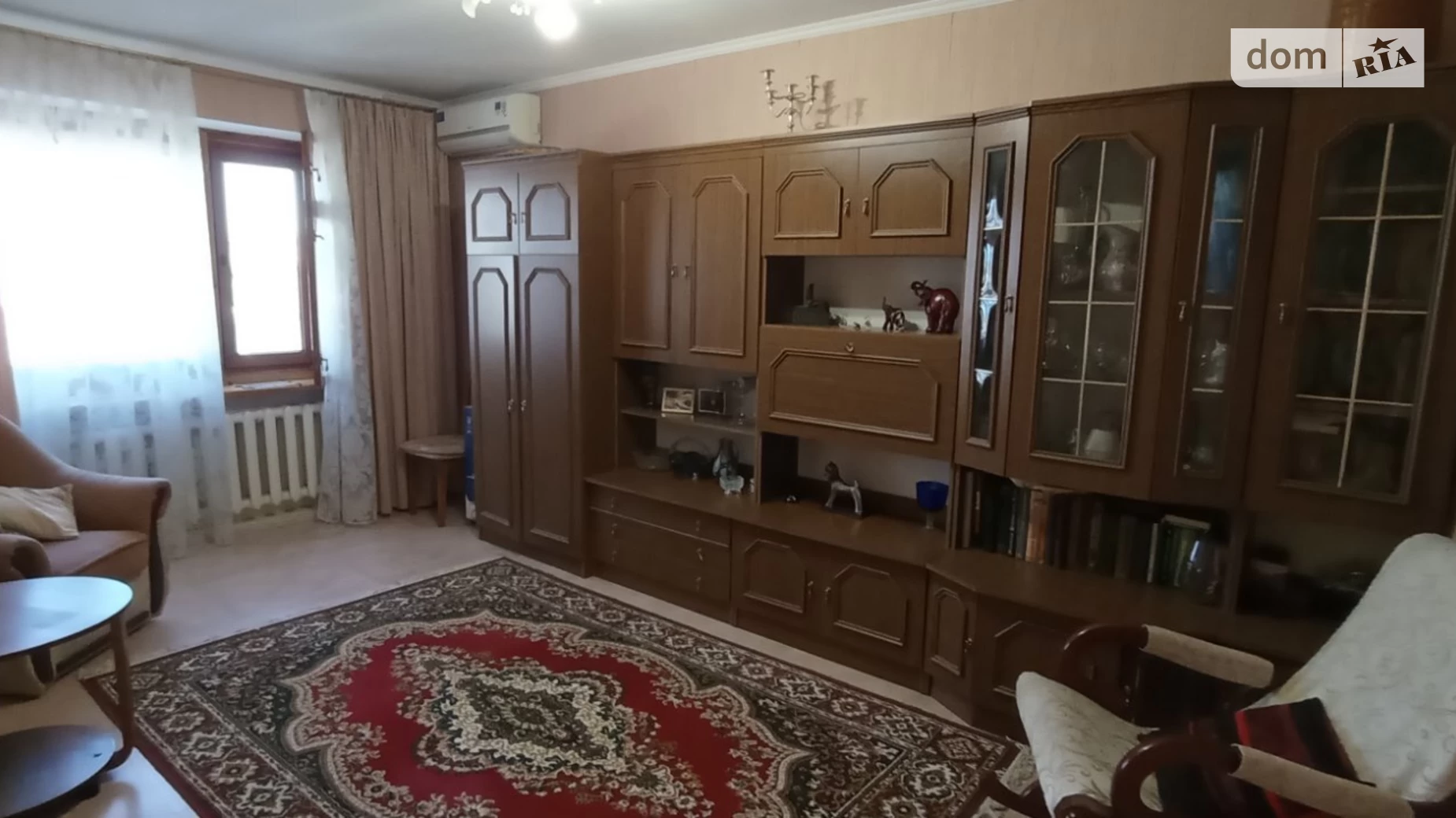 Продается 3-комнатная квартира 68.7 кв. м в Одессе, ул. Люстдорфская дорога