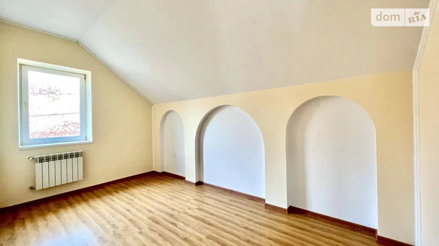 Продается дом на 2 этажа 198 кв. м с камином, цена: 126000 $ - фото 5