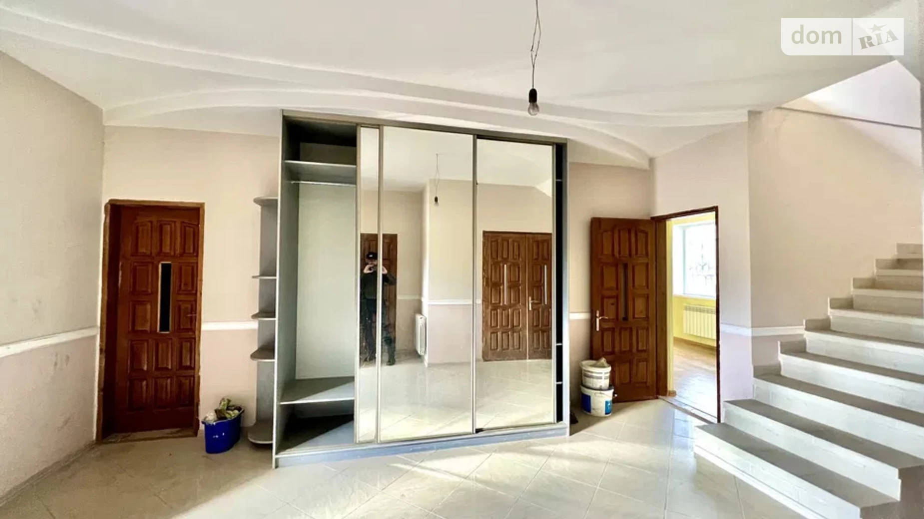 Продается дом на 2 этажа 198 кв. м с камином, цена: 126000 $ - фото 2