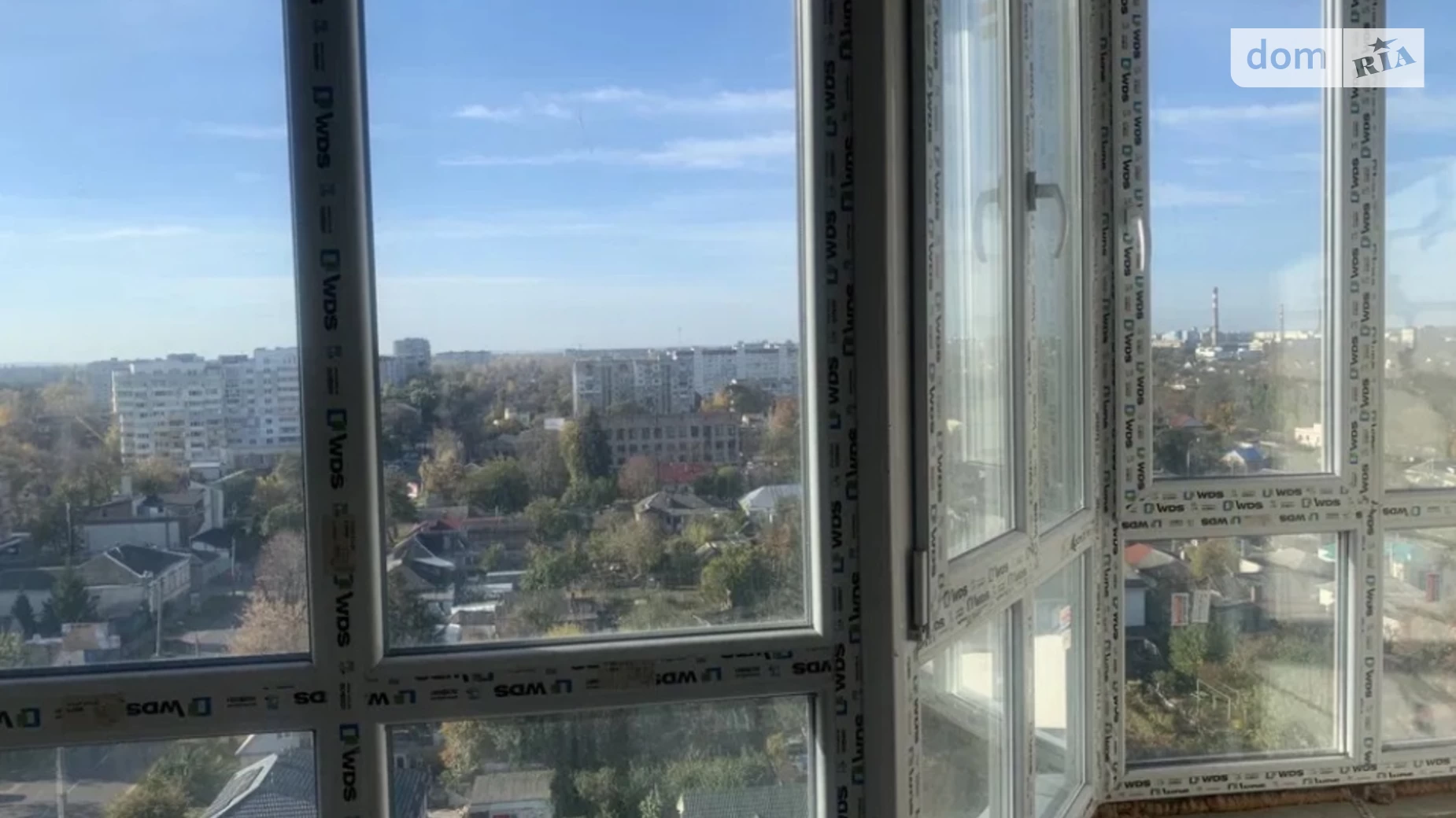 Продается 2-комнатная квартира 77 кв. м в Черкассах, ул. Грушевского Михаила, 110